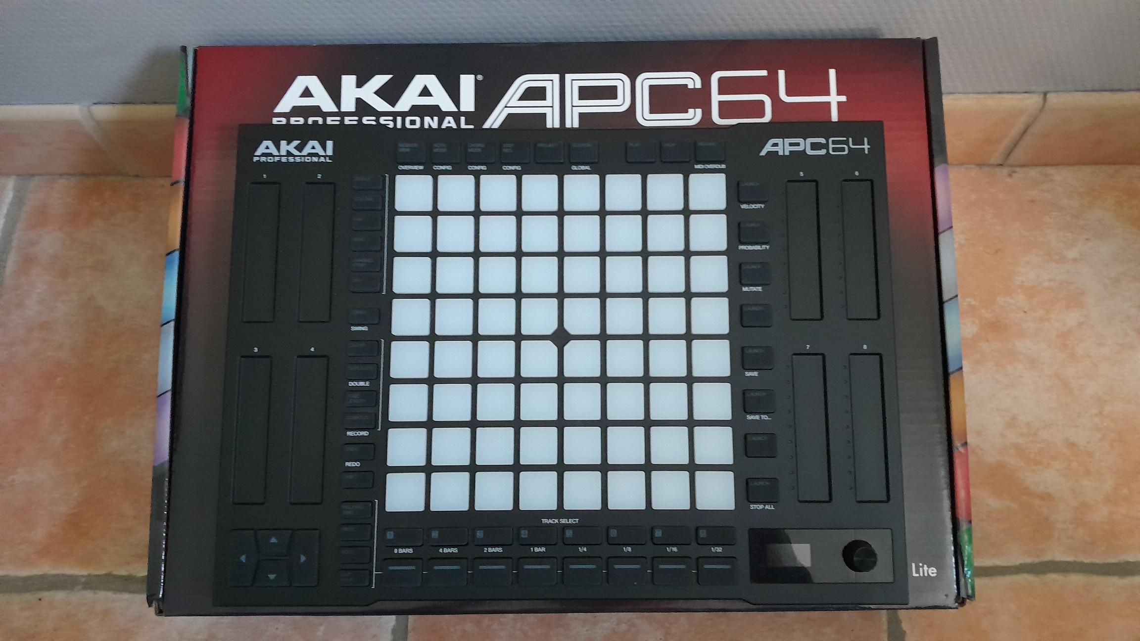 Vds Akai Apc 64 neuf