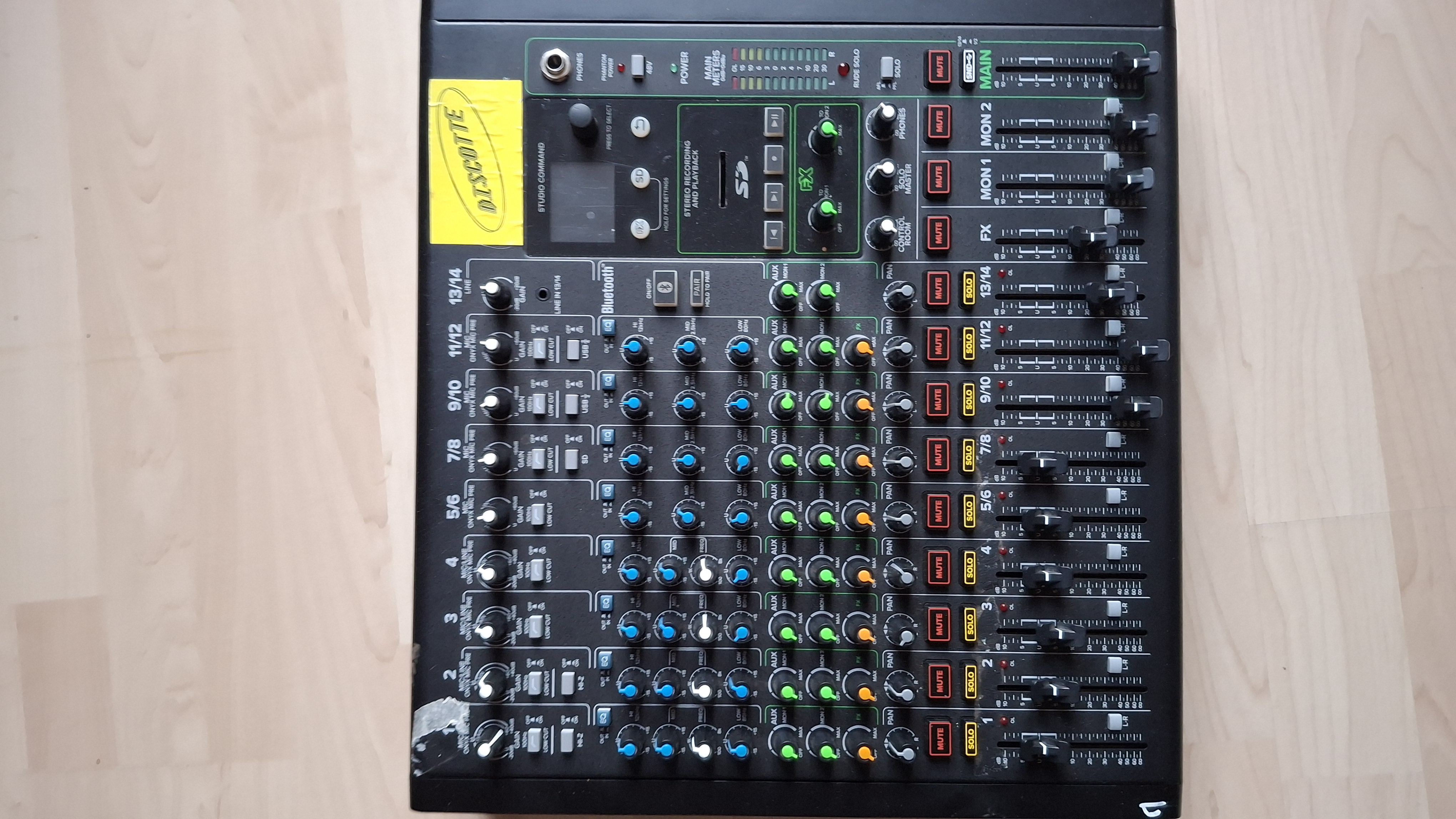 Vend table de mixage Mackie Onyx 12