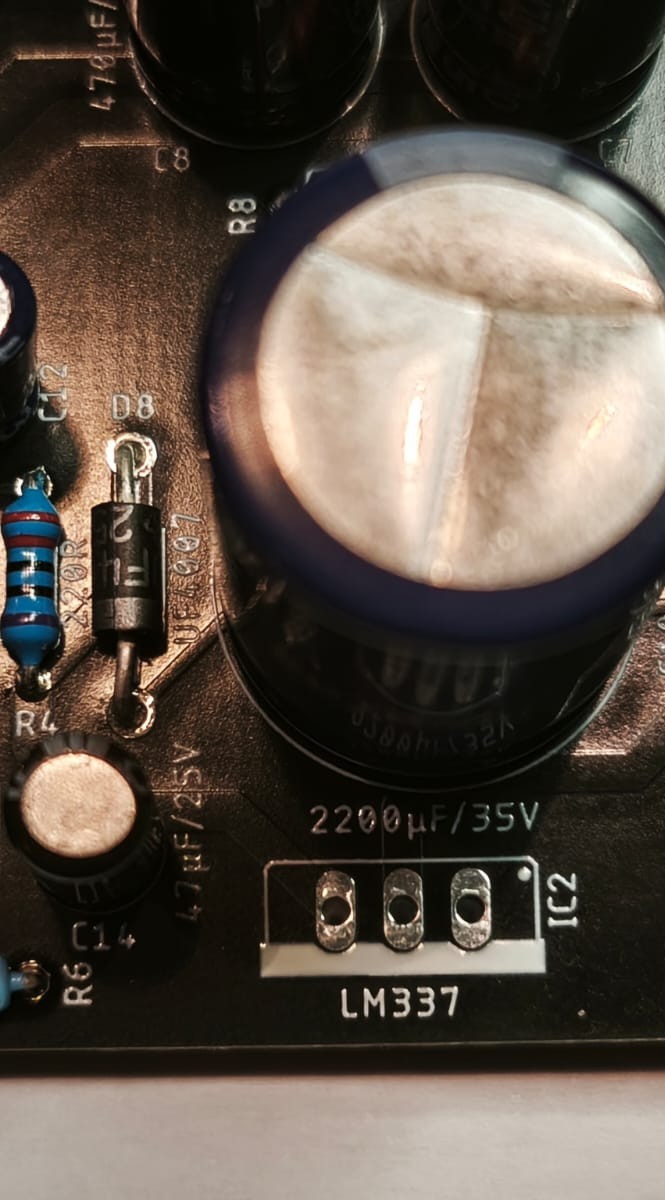 Alim Symétrique - Empty LM337