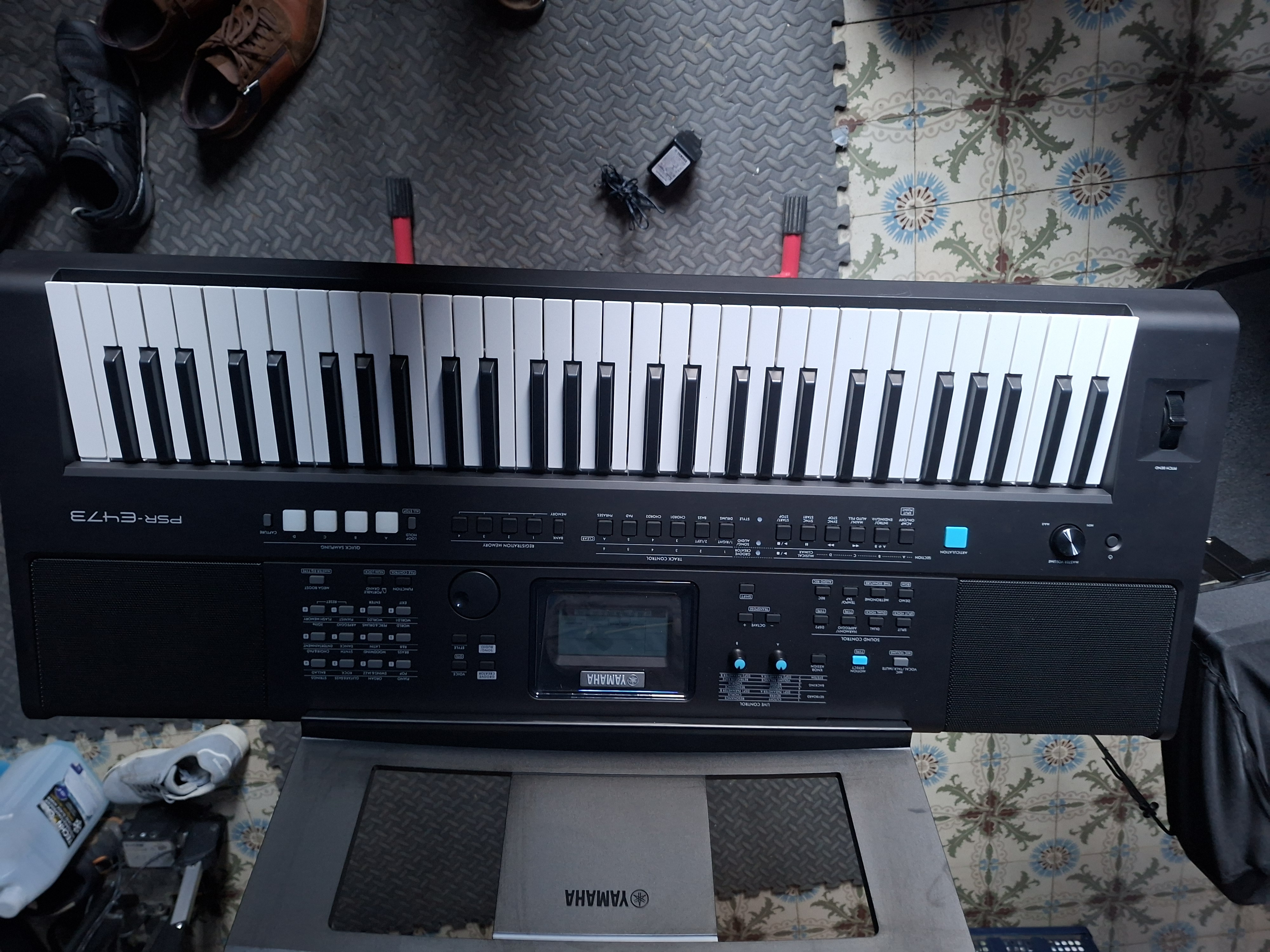 Yamaha psr E473 à vendre 