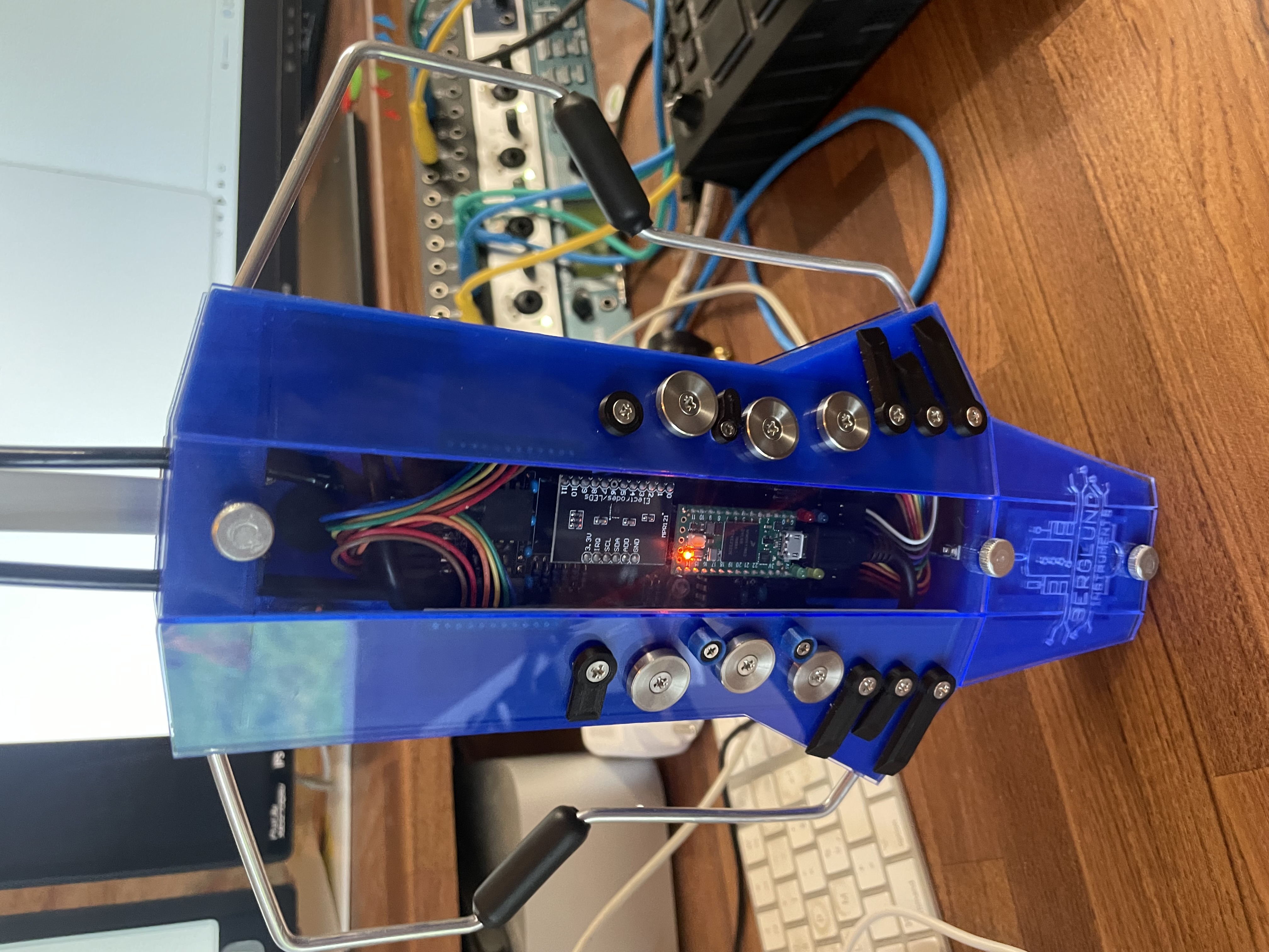 VENDS NURAD R2 - état neuf 