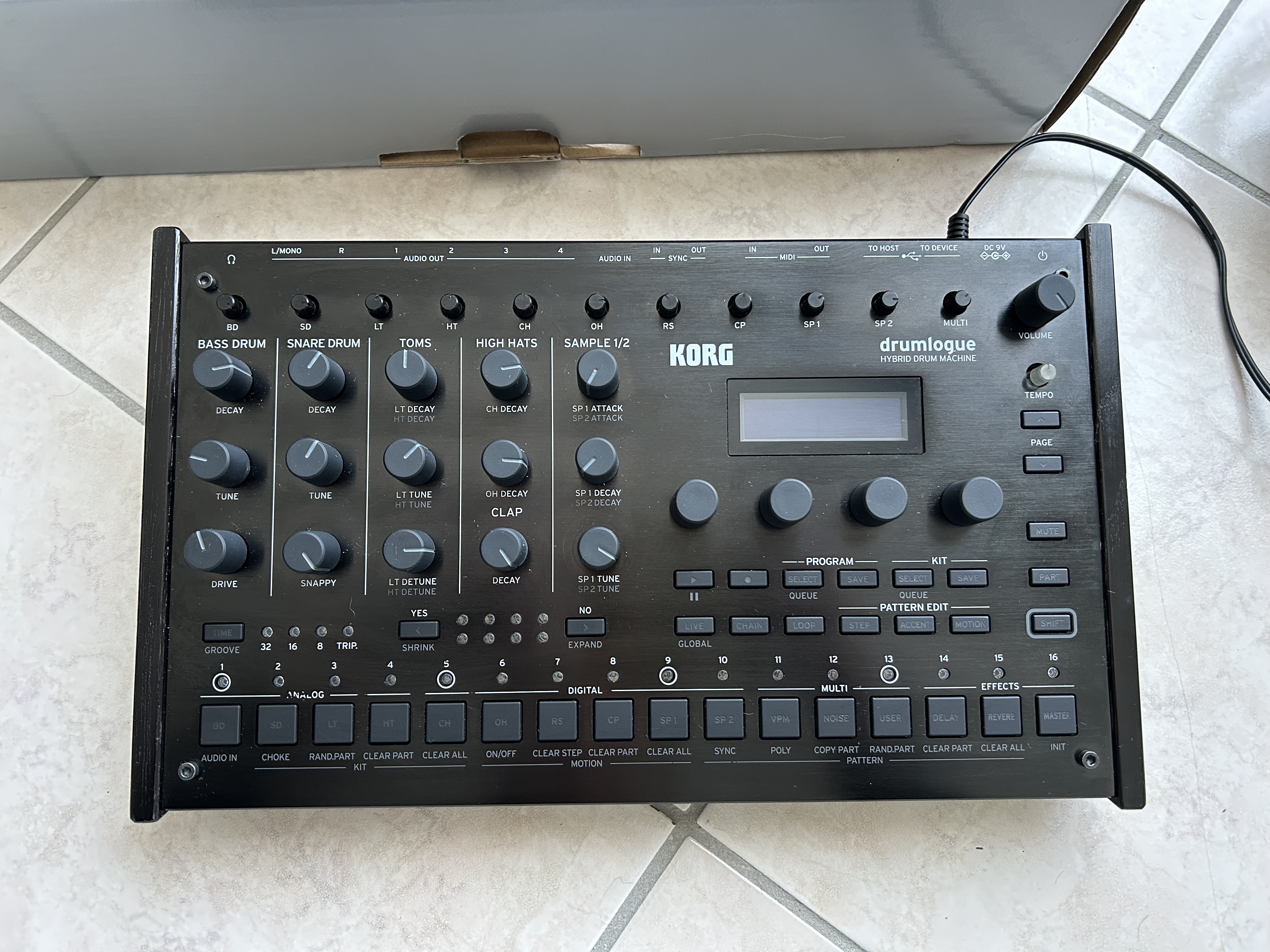 Korg Drumlogue - Comme neuf