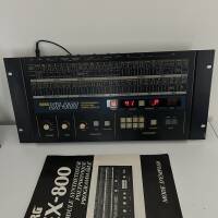 Très propre +manuel et alim korg d'origine