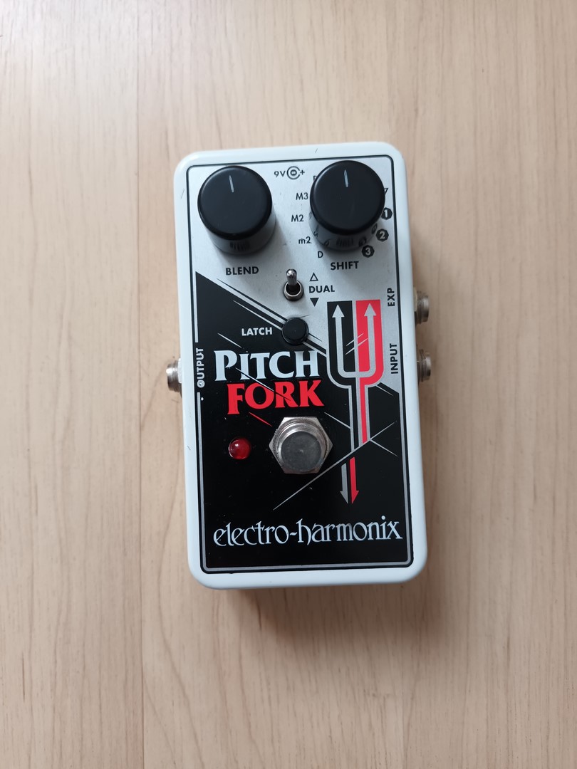 Vends pédale Pitch-shifter Harmonizer  Pich Fork  Electro-Harmonix