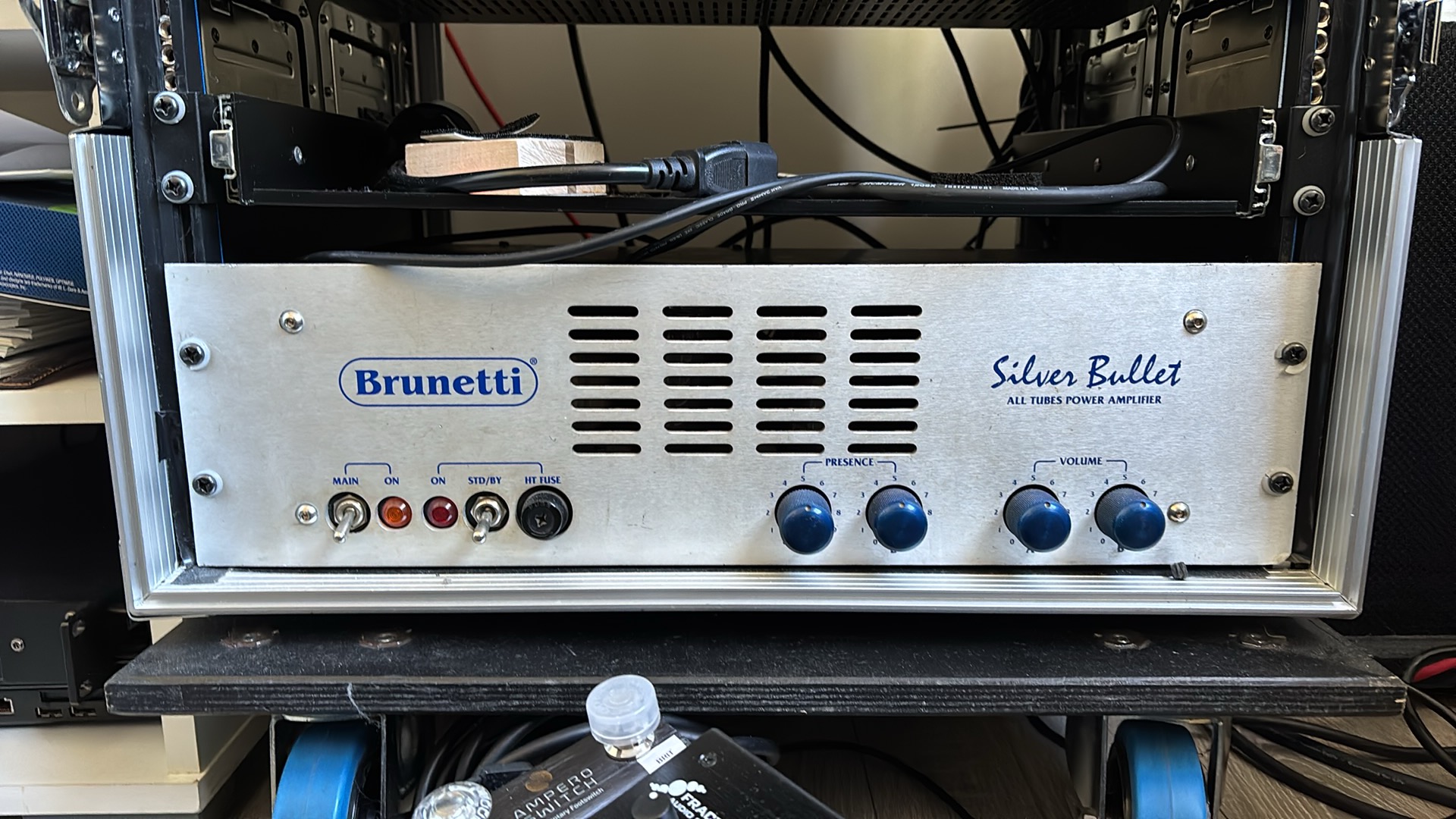 Ampli de puissance Brunetti Silver Bullet 