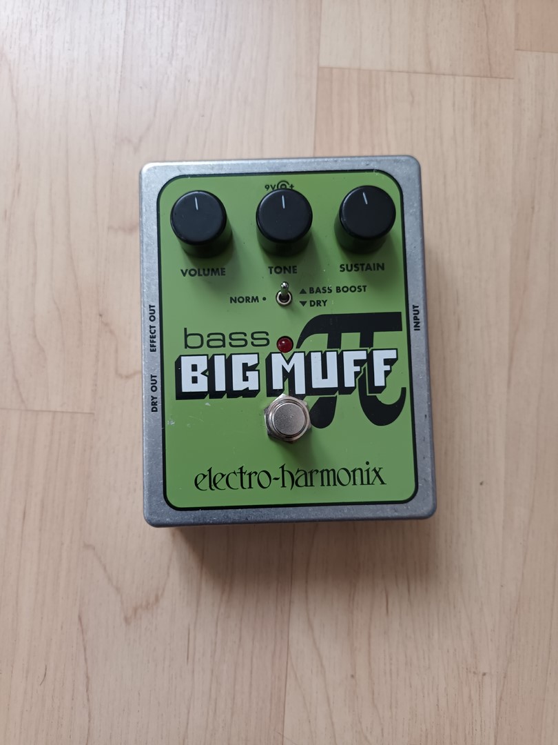Vends une Big Muff Electro-Harmonix