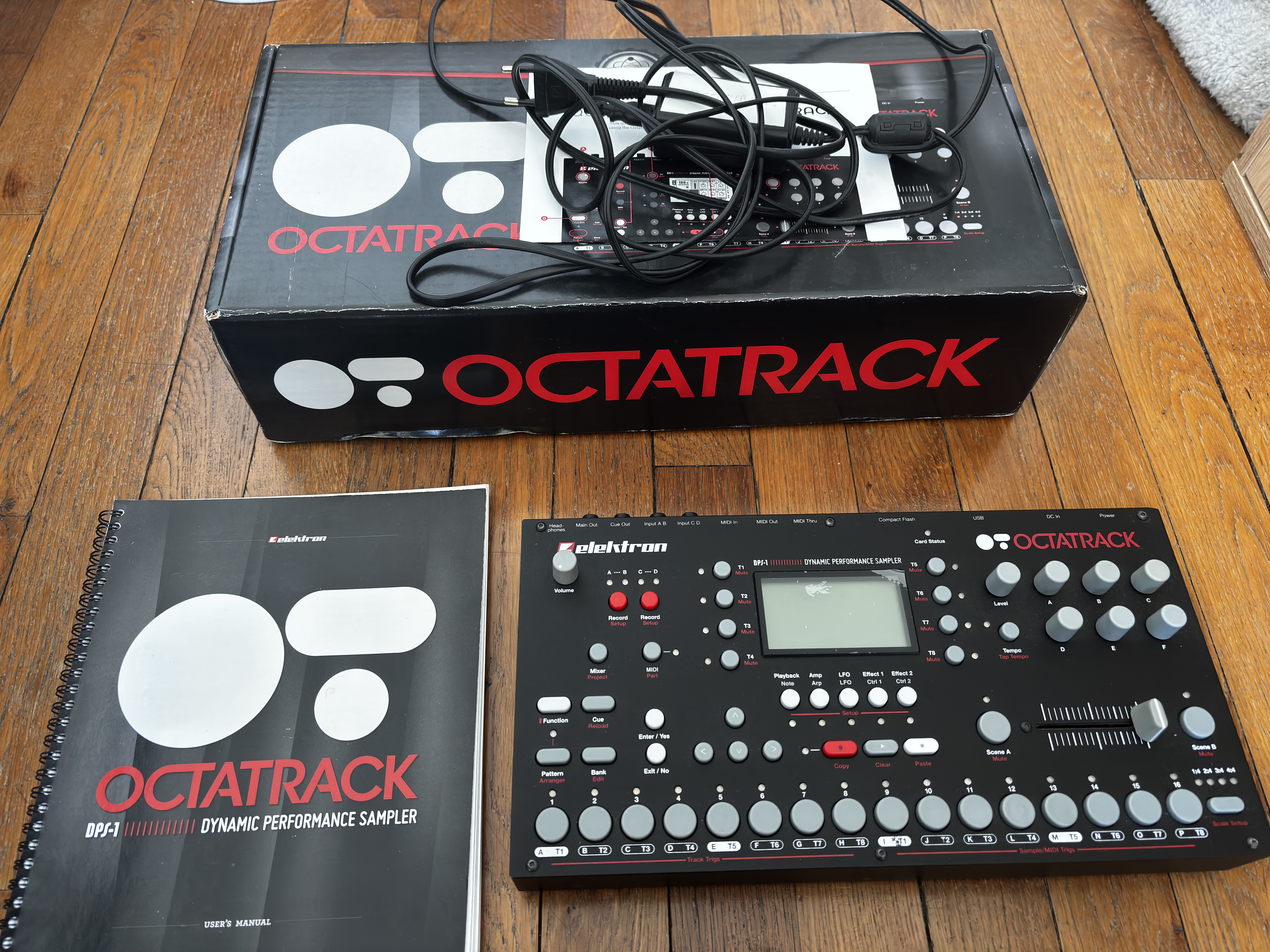 Octatrack MK1 très bon état 