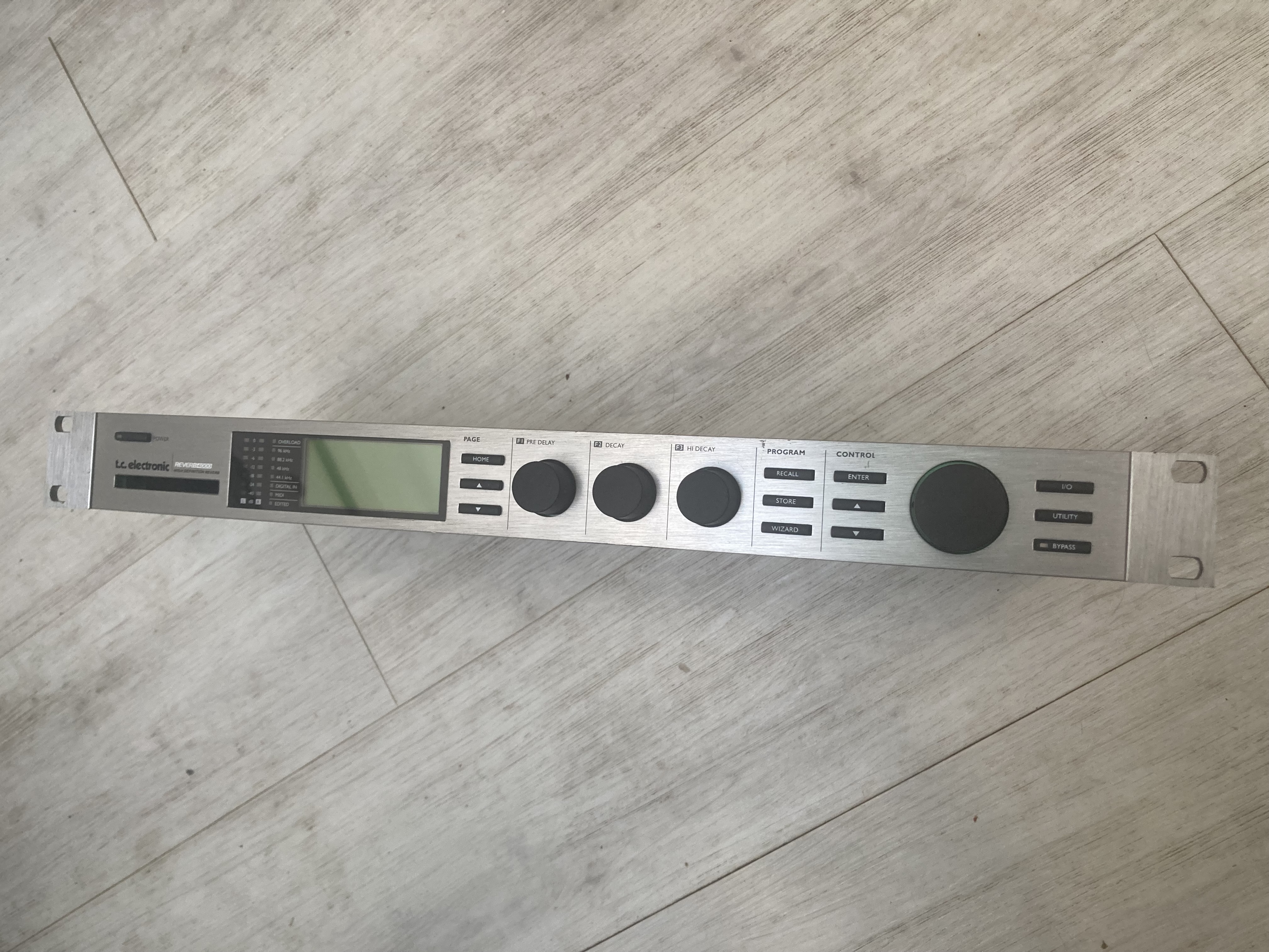 A vendre TC electronic R4000