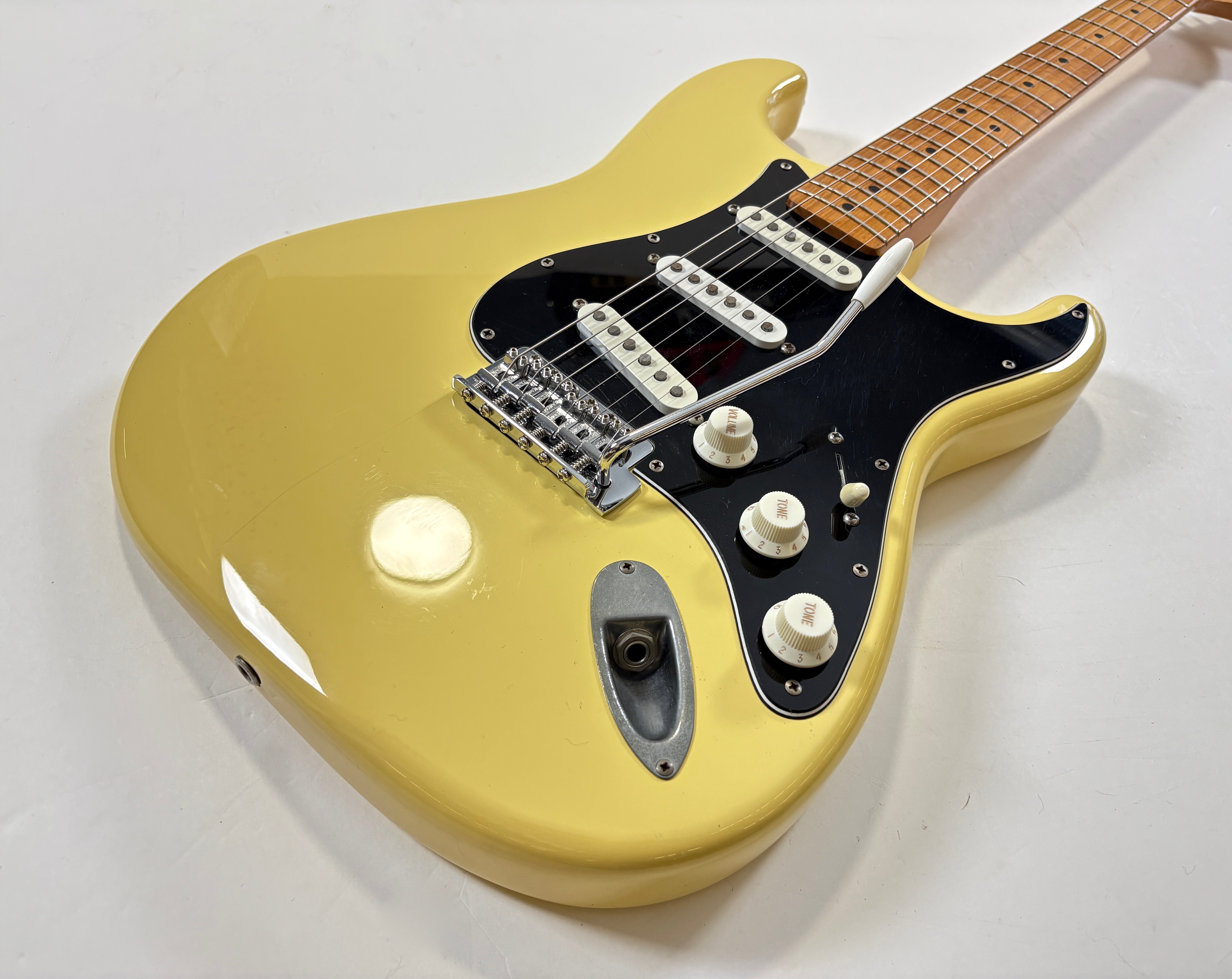 Fender ST72-xx (23676)