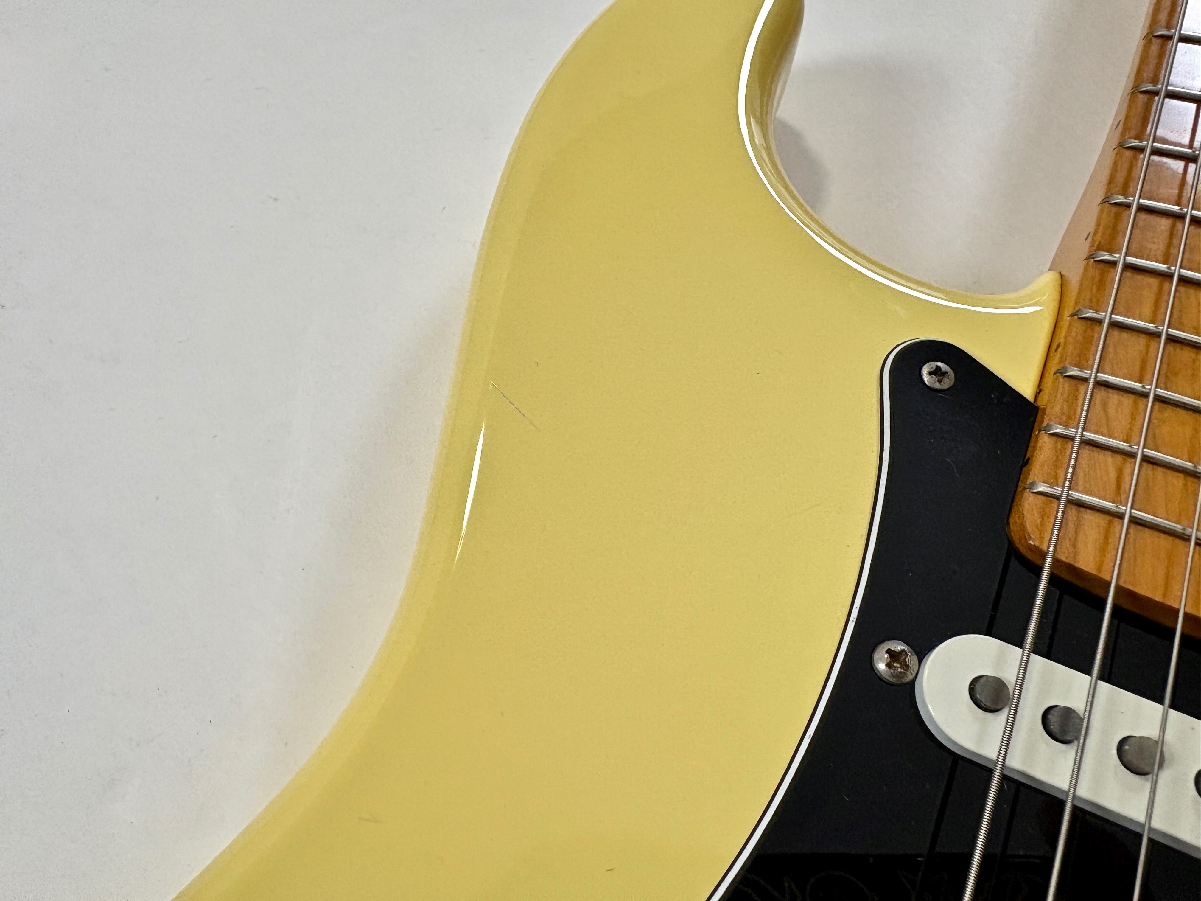 Fender ST72-xx (88721)