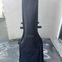 Housse pour basse Tobago.