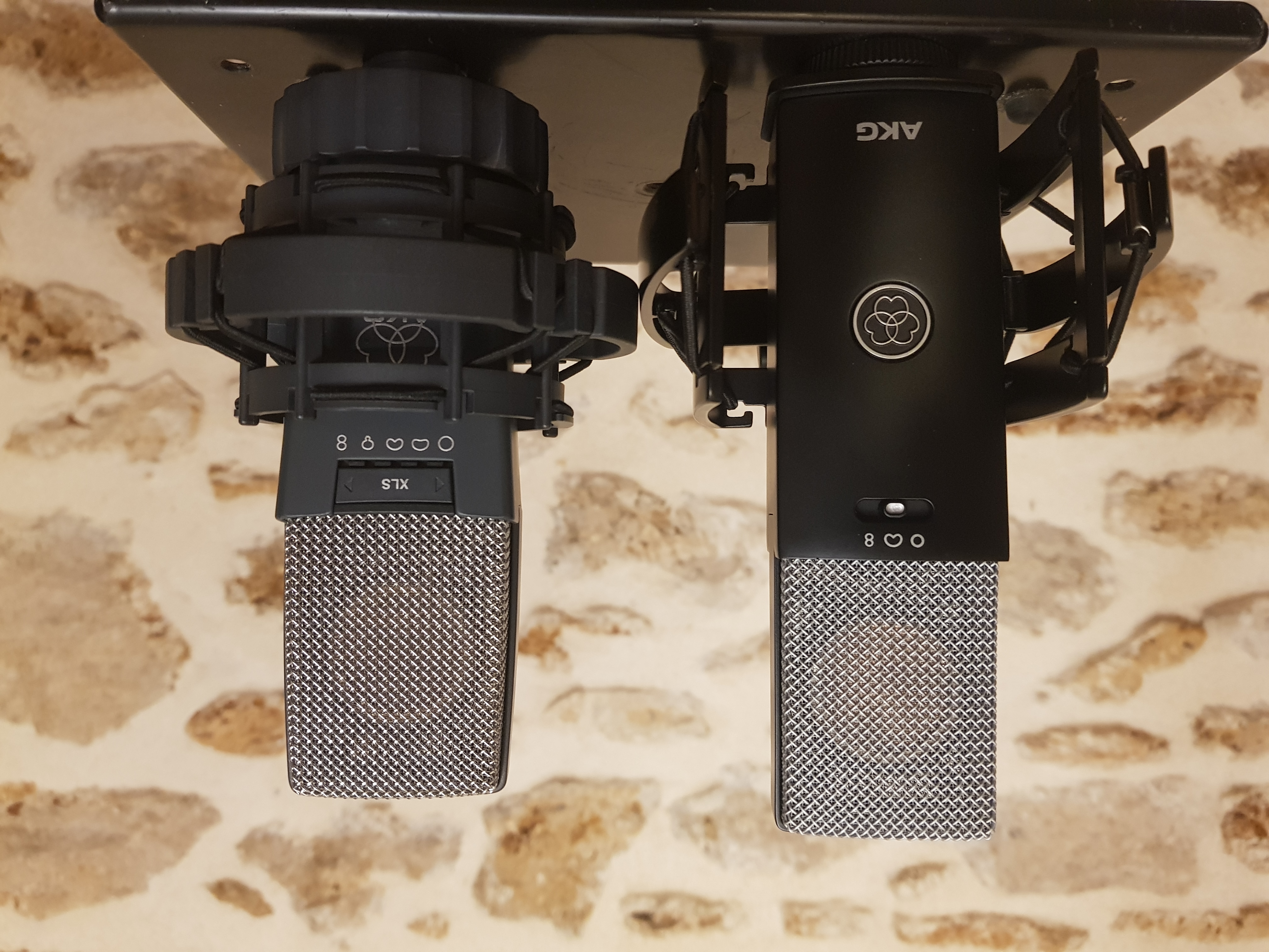 Akg C114 vs C414 Portrait