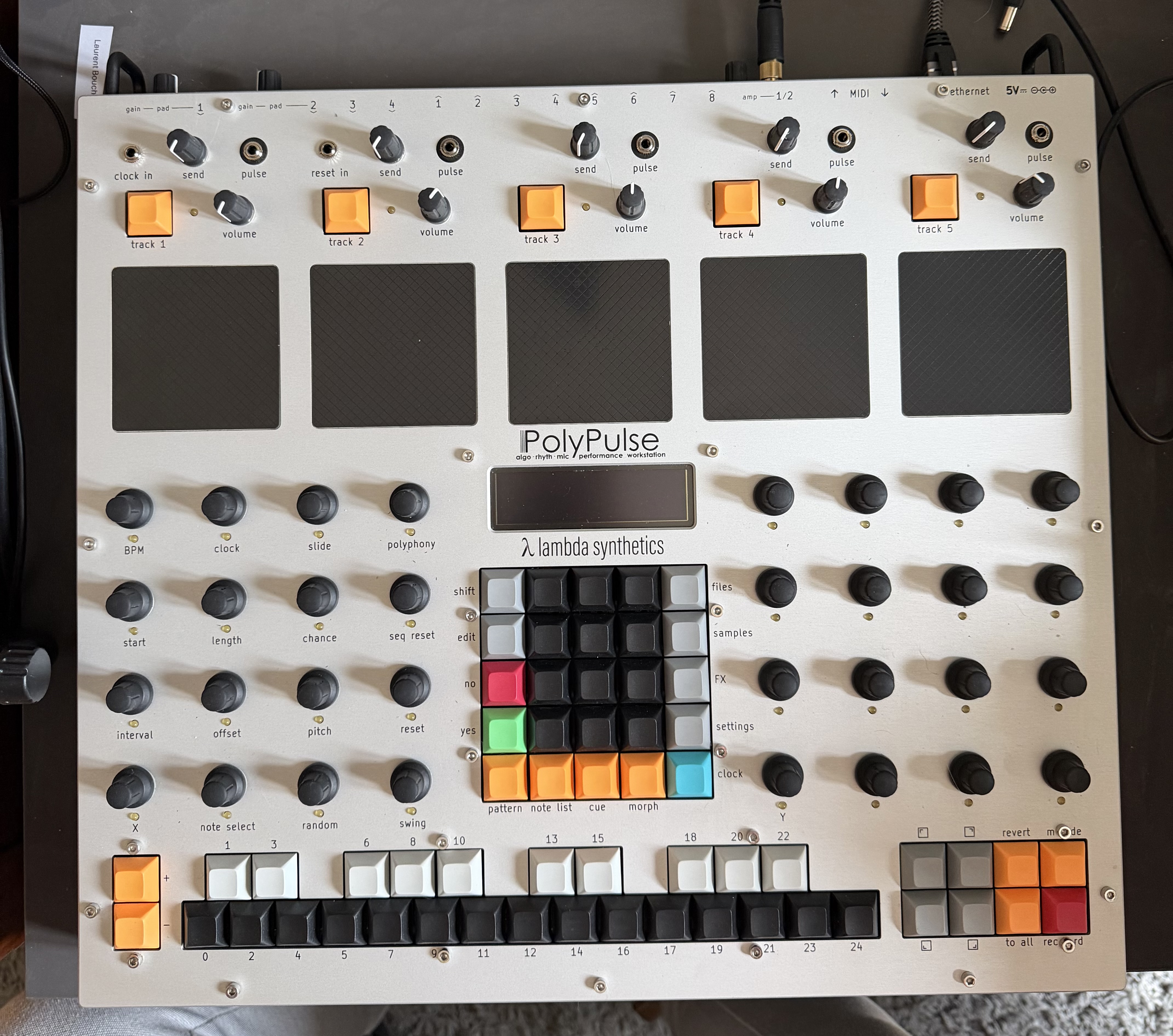 Lambda Synthetics POLYPULSE État neuf 