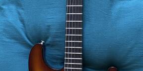 Vends Fender Stratocaster Suona