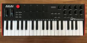 Vends Akai Professional MPK Mini Plus comme neuf