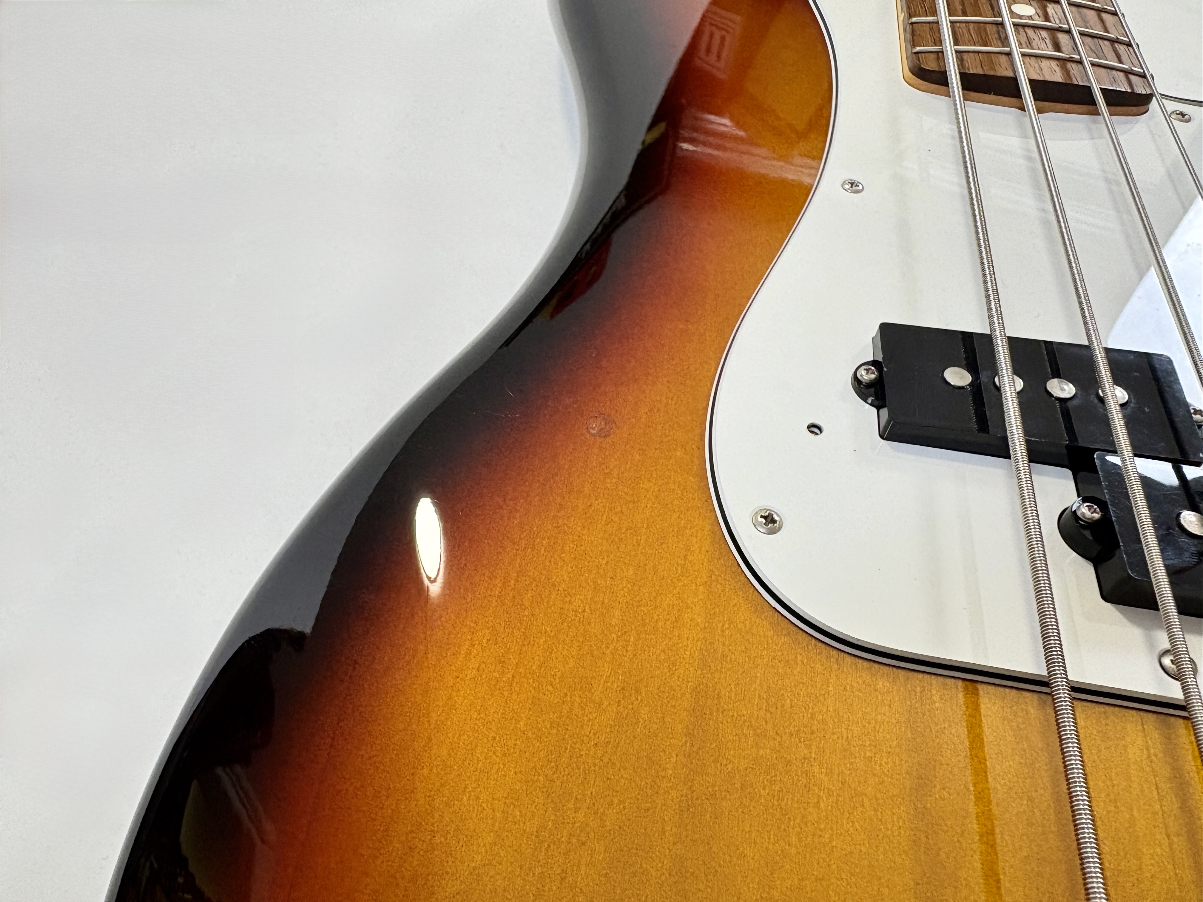 Fender PB-62 (77475)