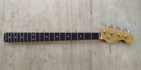 Vends Manche Fender Precision American Vintage 62 avec mécaniques