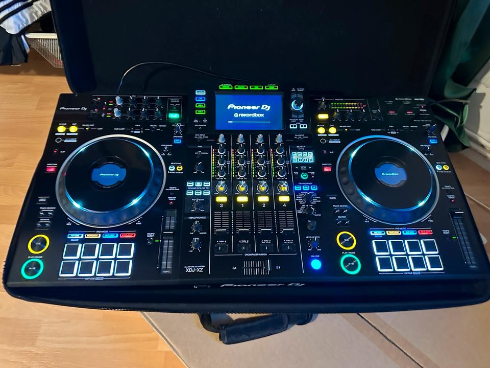 Pioneer XDJ xz