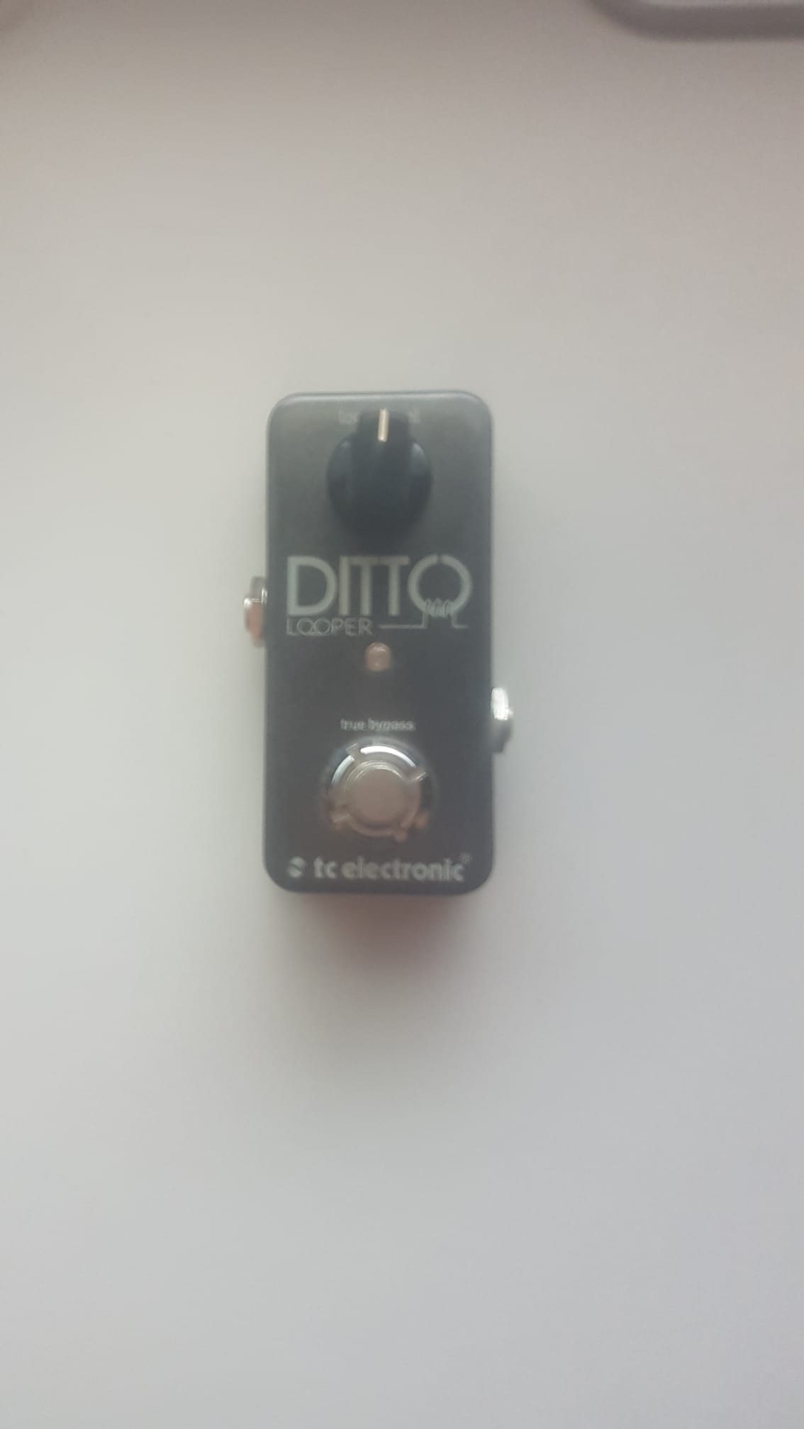 Vends Ditto Looper fonctionnel sans sa boîte