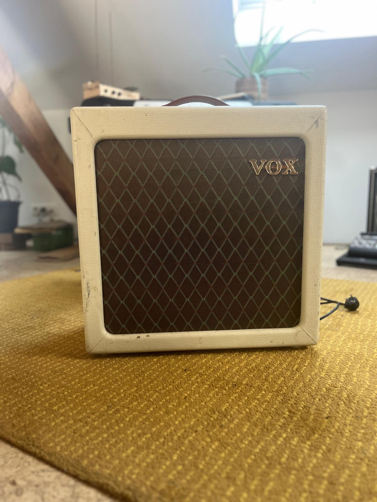 Vends Vox AC15H1TV