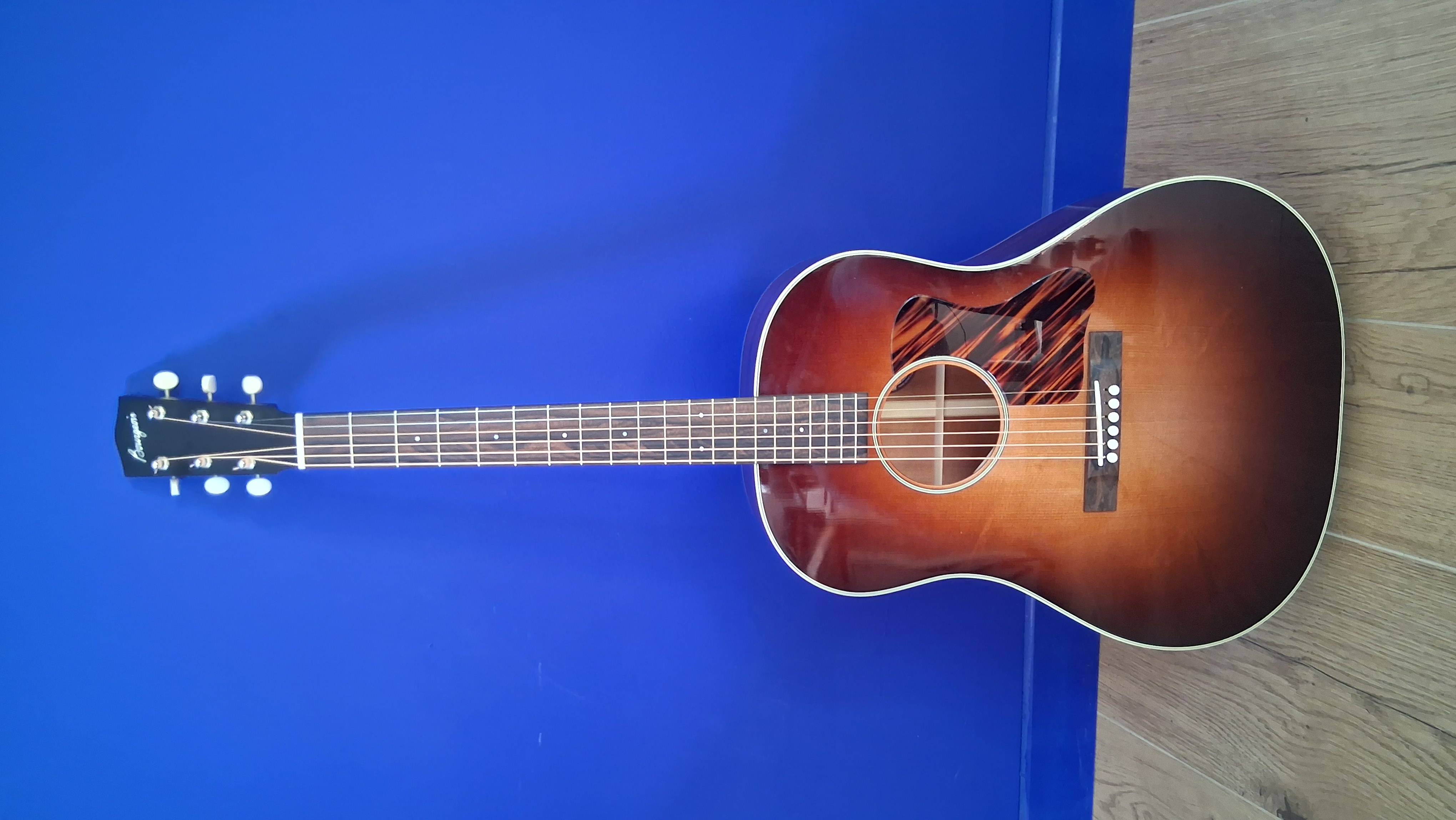 Guitare folk Bourgeois Touchstone Slope D