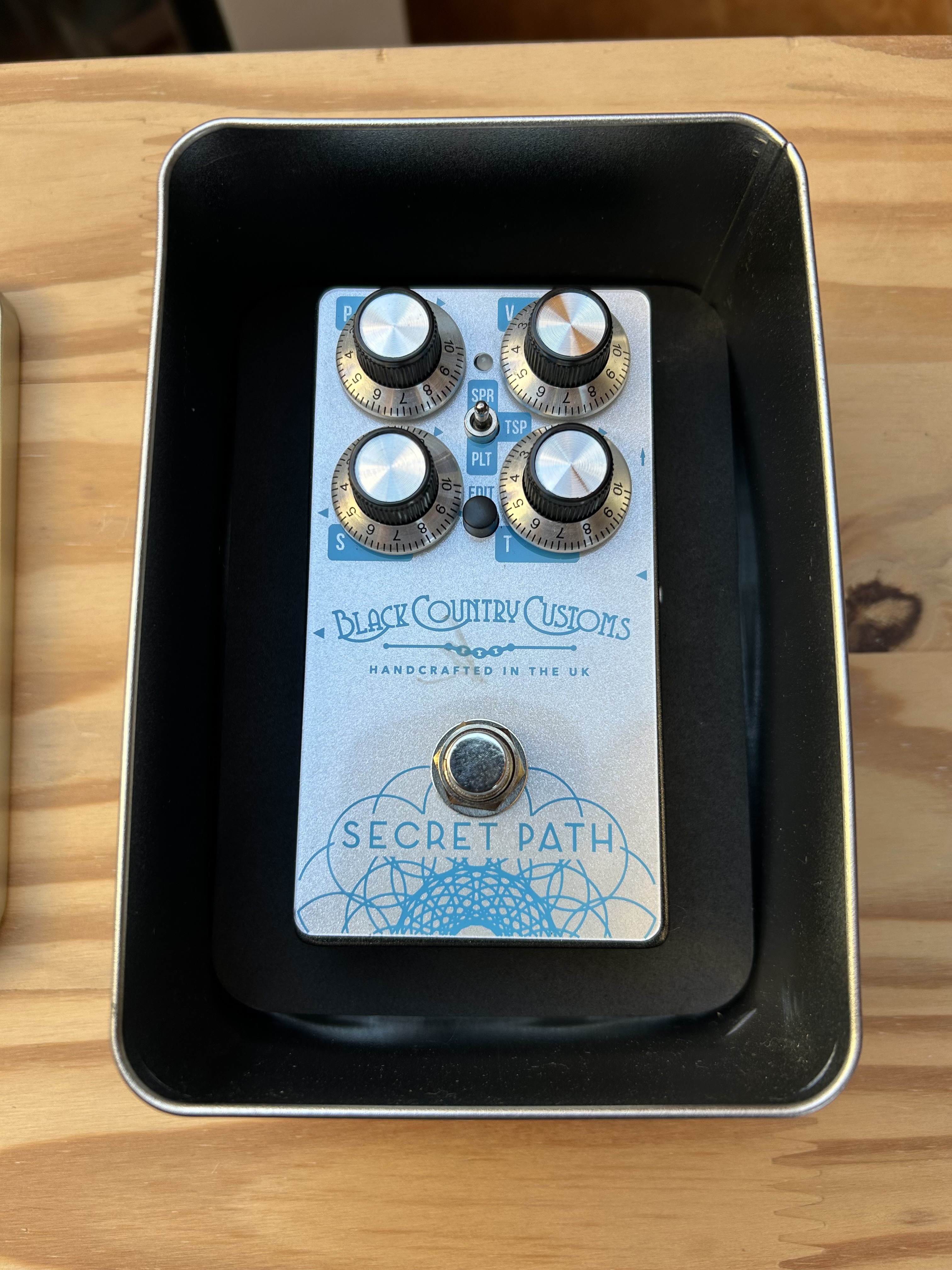 Black Country Customs Secret Path (87015)