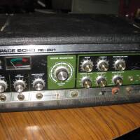 Space echo Re-201 remis à neuf 70’s.