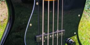 Fender Classic Vibe '70s Jazz Bass V 2025 - MN Black + housse