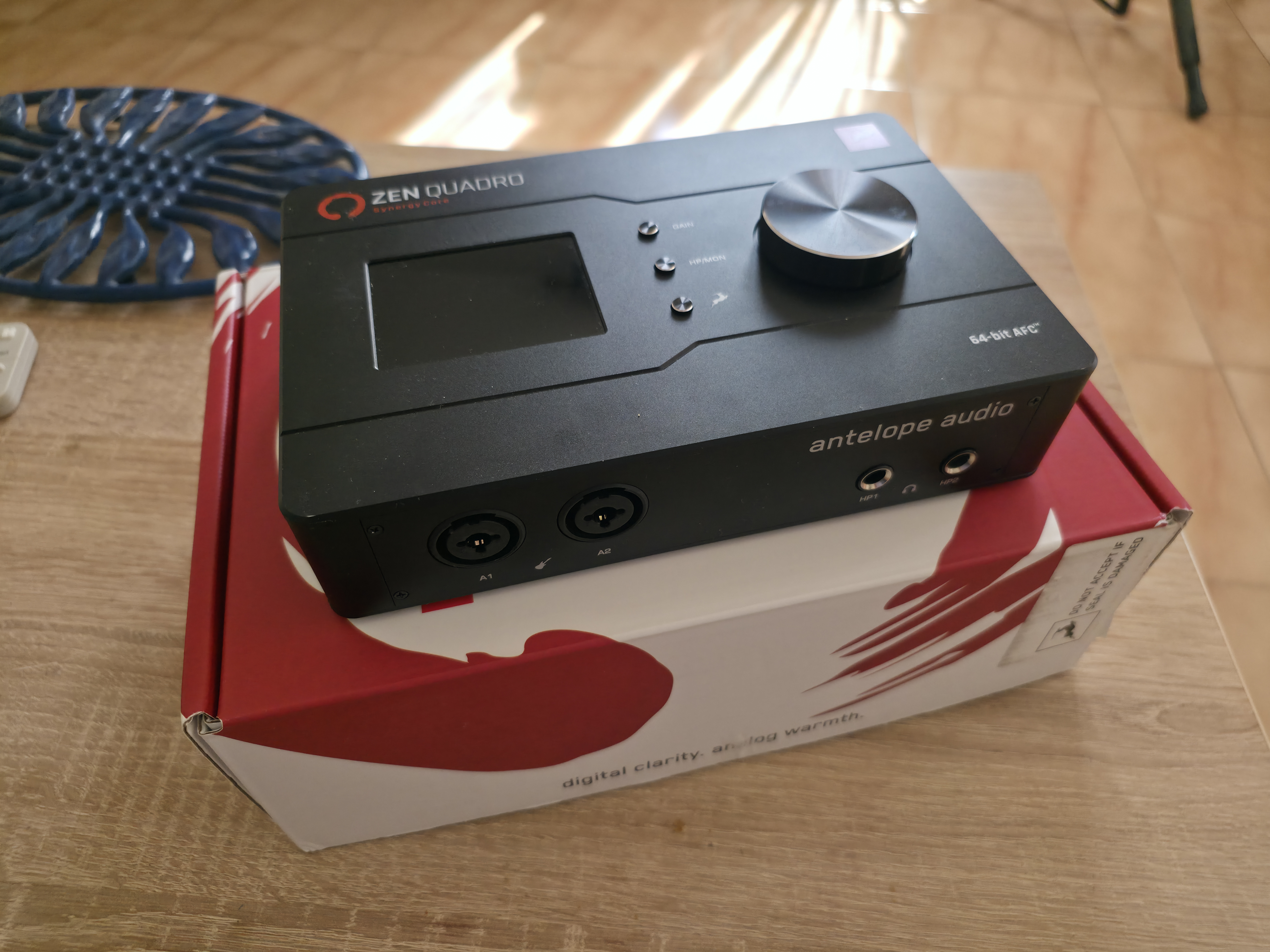 ?️ Antelope Zen Quadro Synergy Core – Interface audio USB-C pro pour studio, streaming et live – État parfait, complète