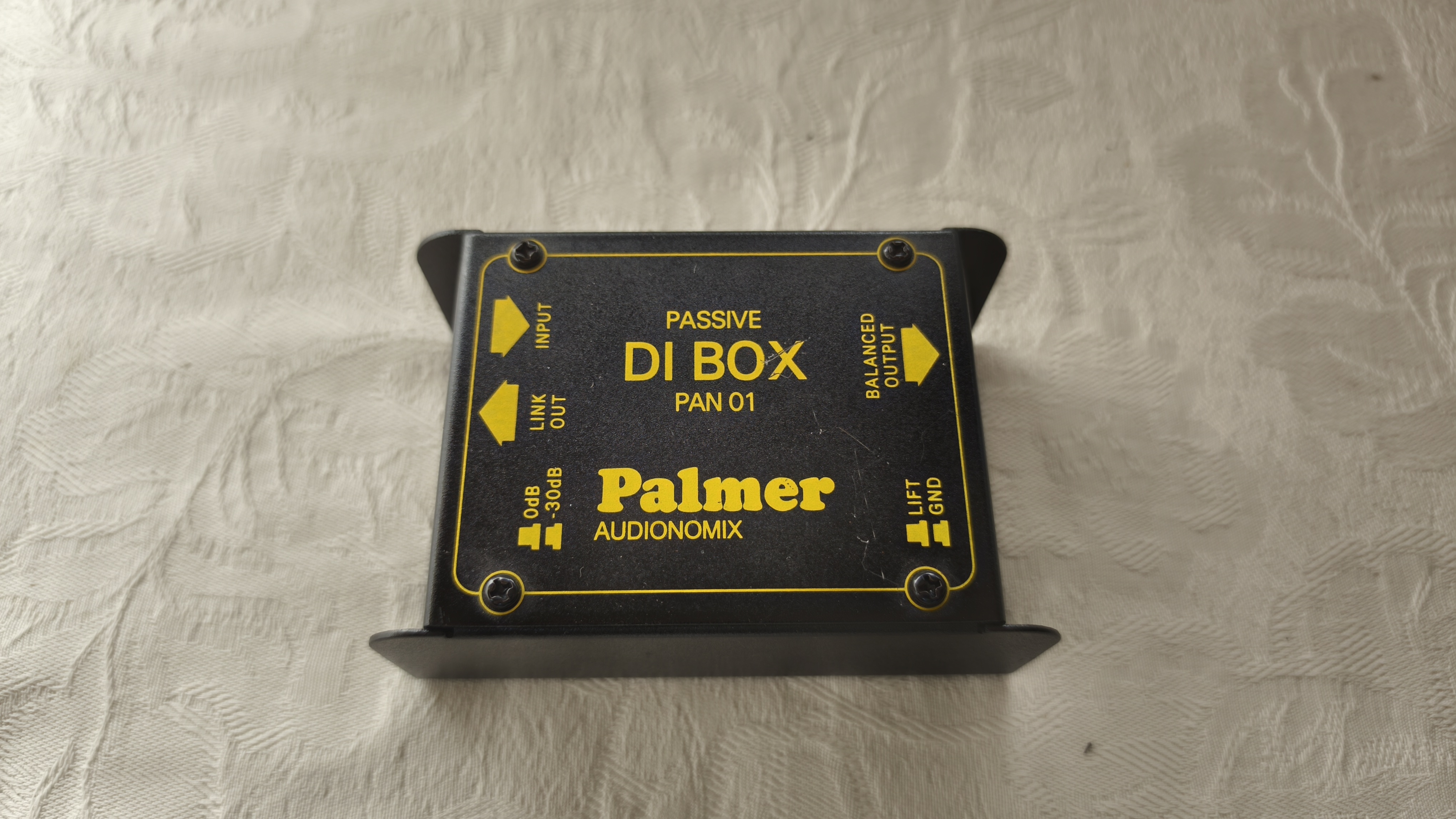 Vend boitier du DI passif