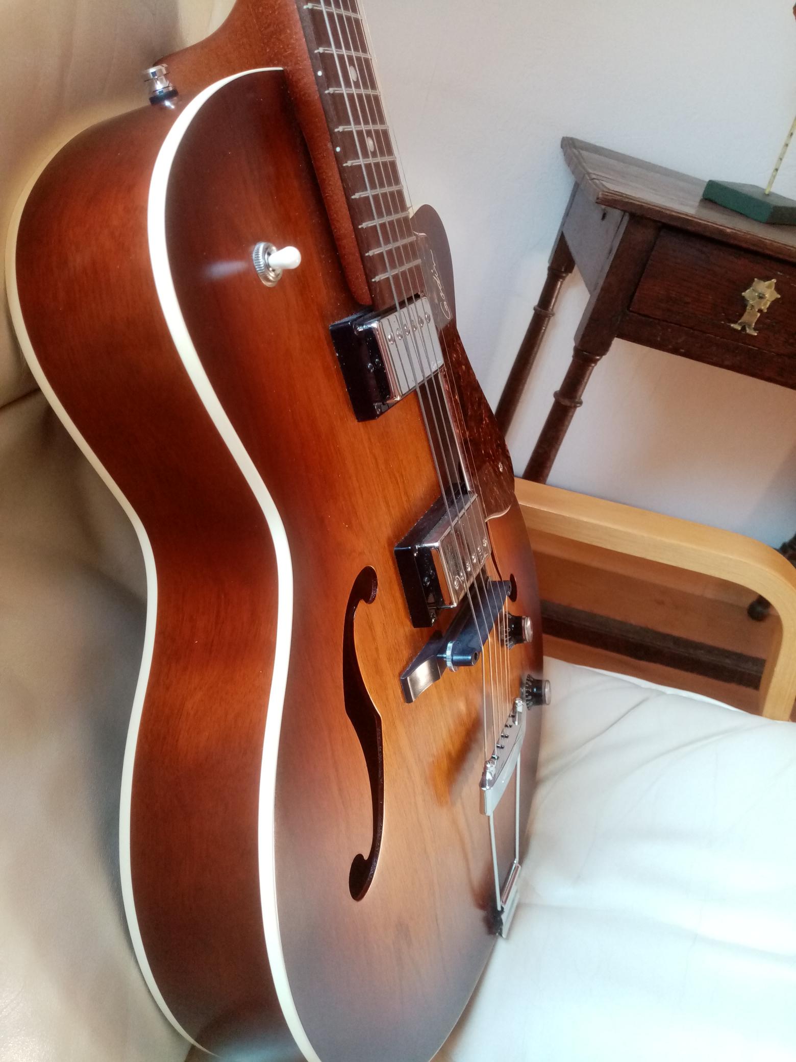 Vends Godin 5th Avenue Kingpin II HB