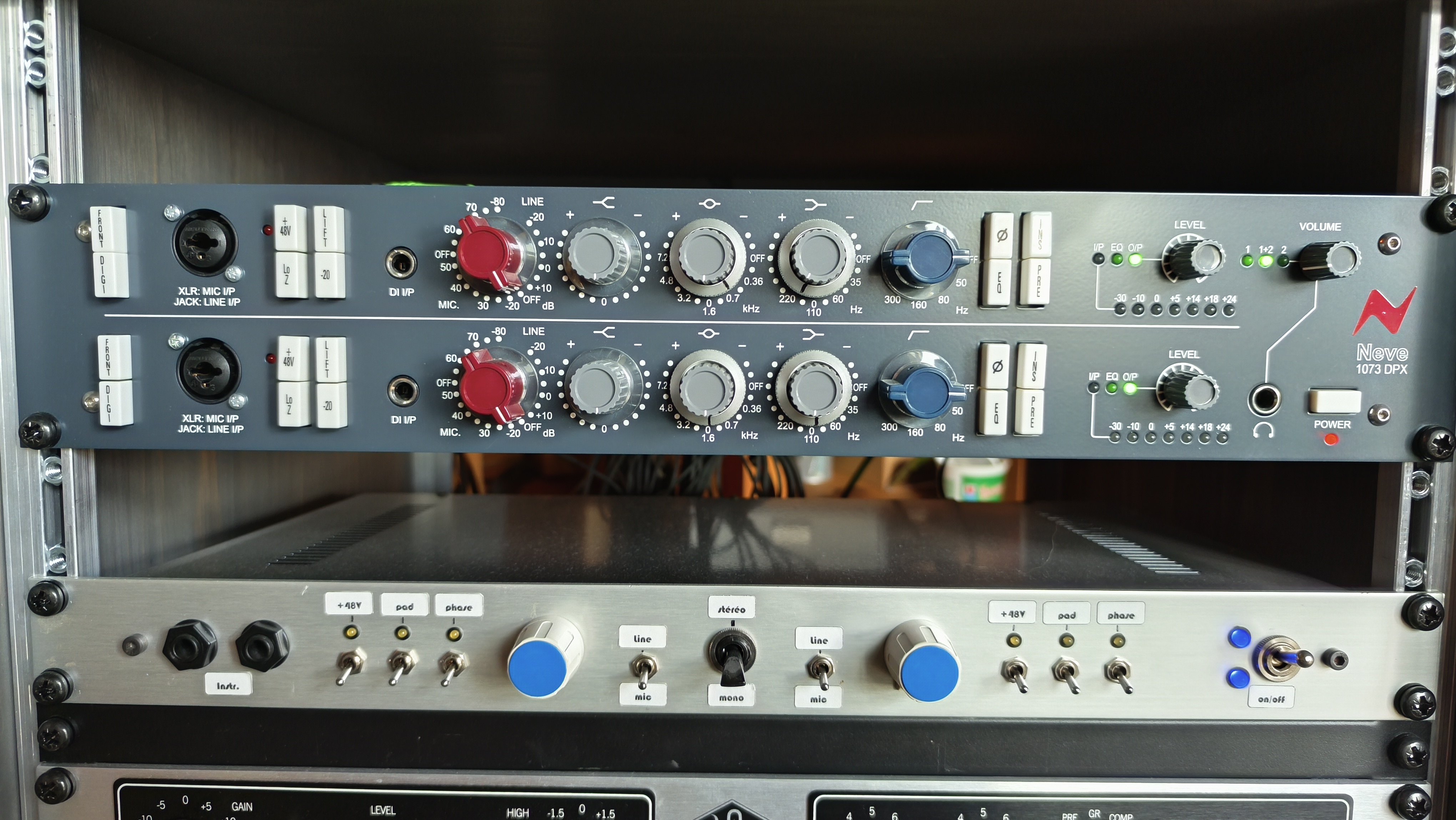 Vend Neve 1073 DPX