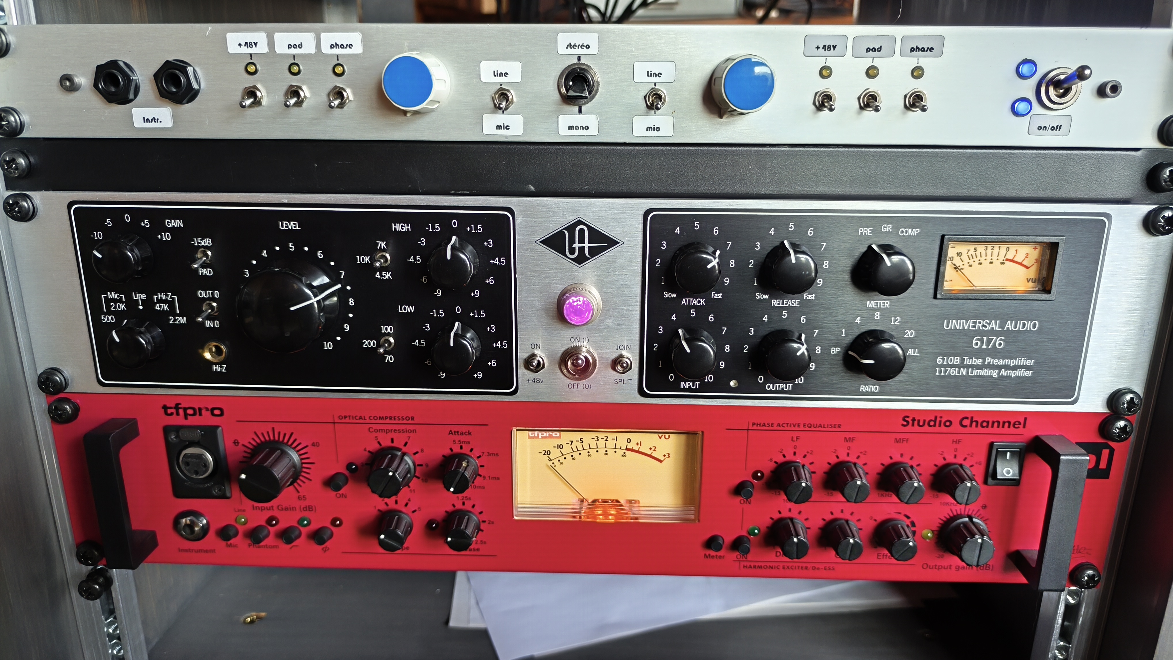 Vend Universal audio 6176