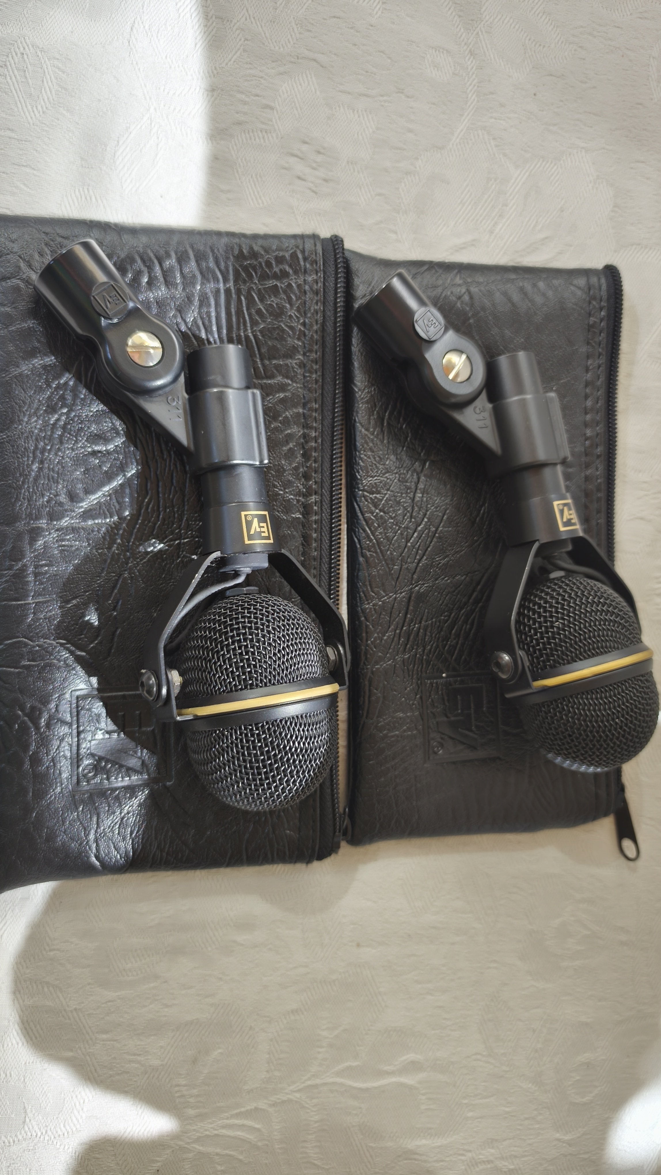 Vend 2 Electrovoice ND468