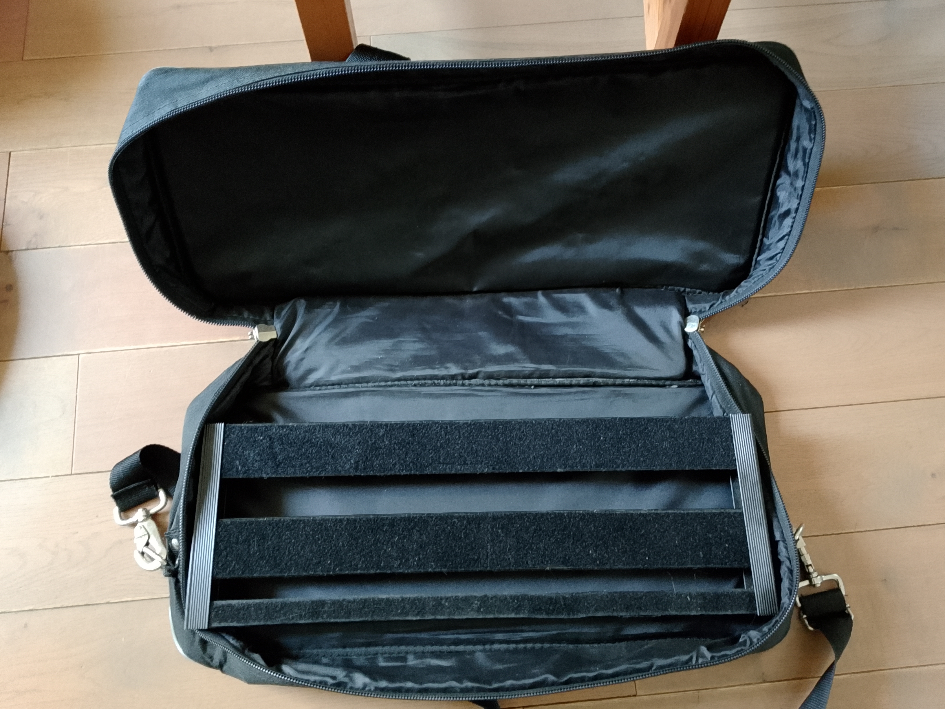 Pedalboard harley benton spaceship 50M