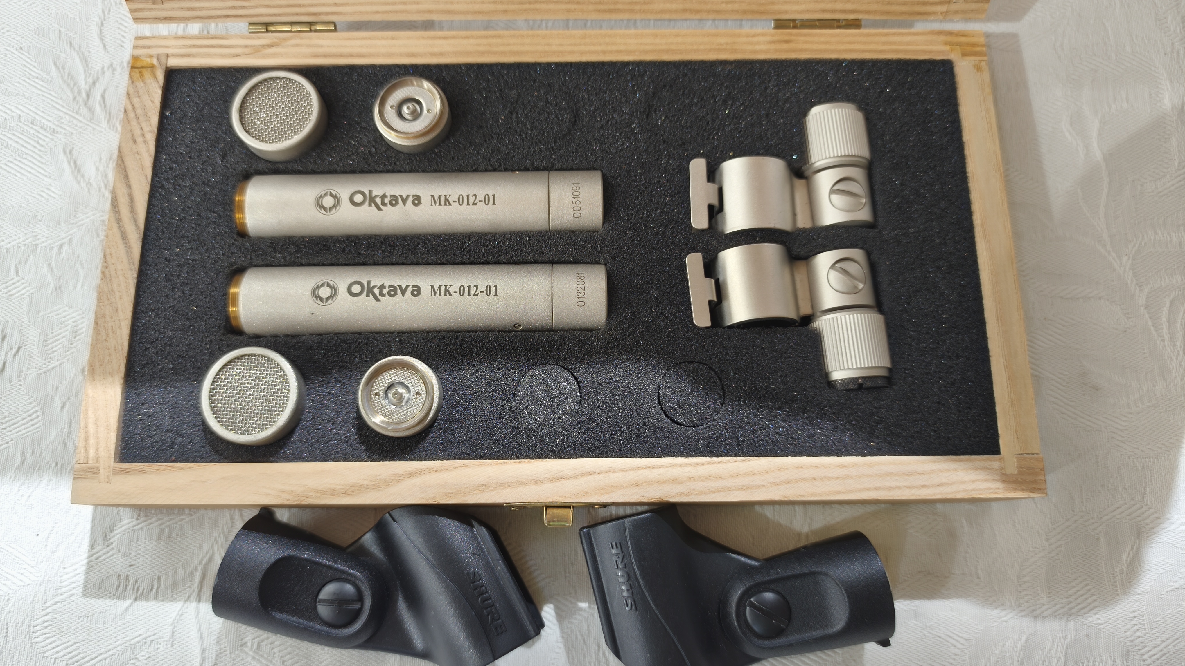 Vend 2 paires Oktava MK012