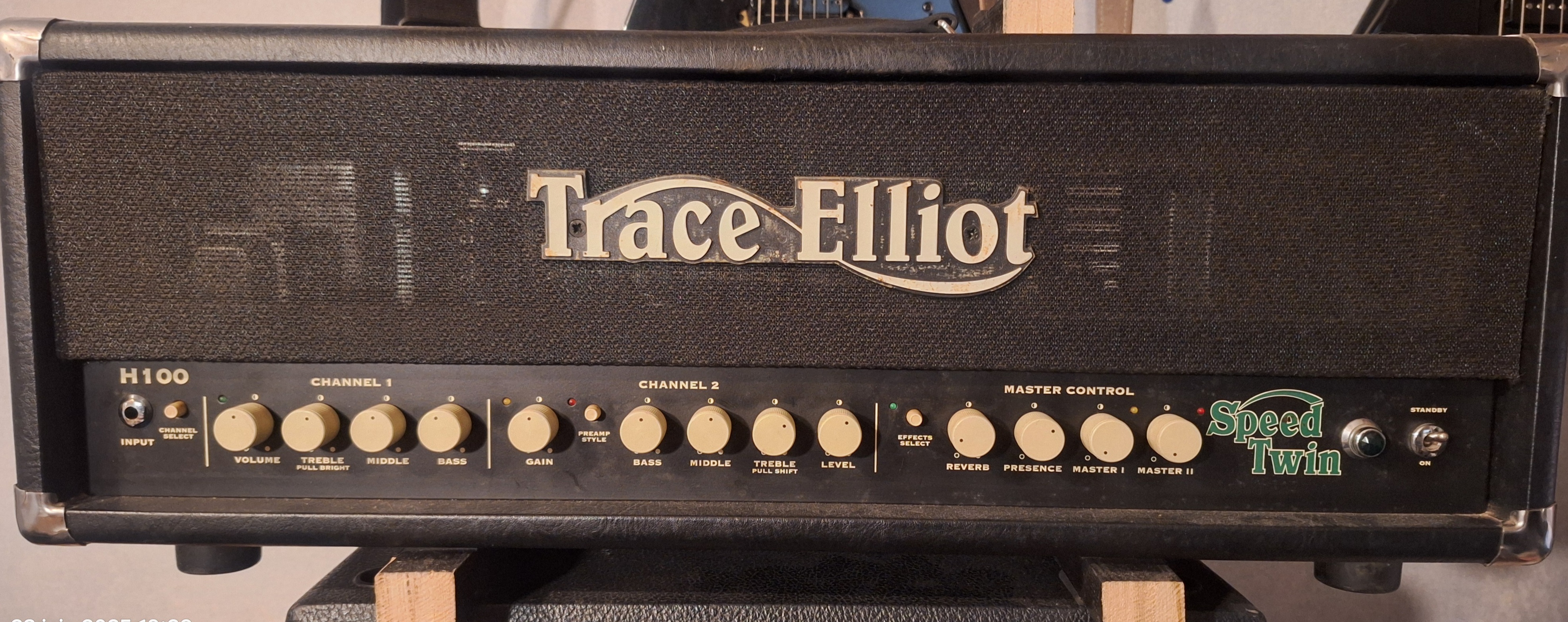 Vends Tête Trace Elliot Speed Twin H100