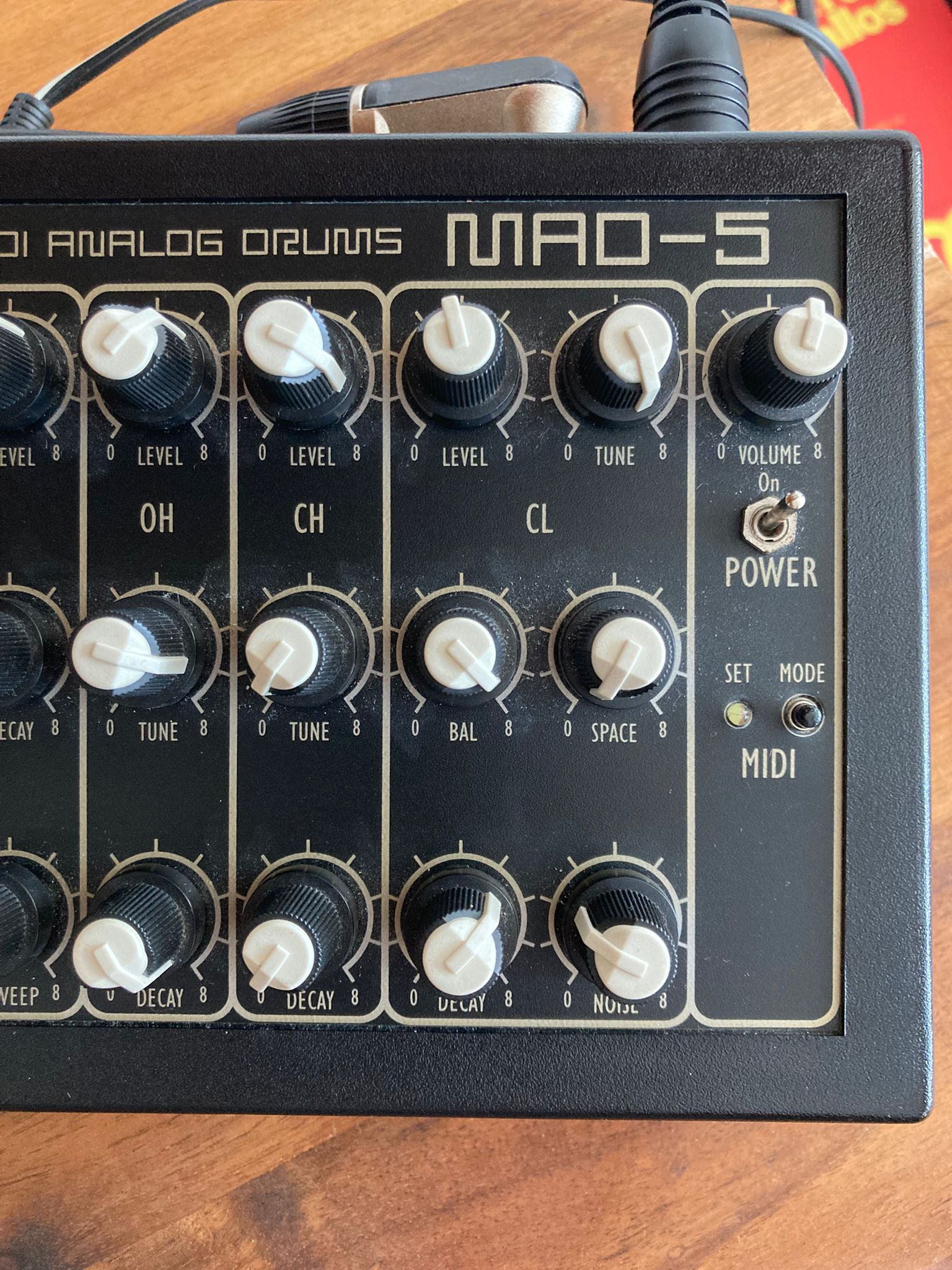 AVP Synth MAD-5 (97240)