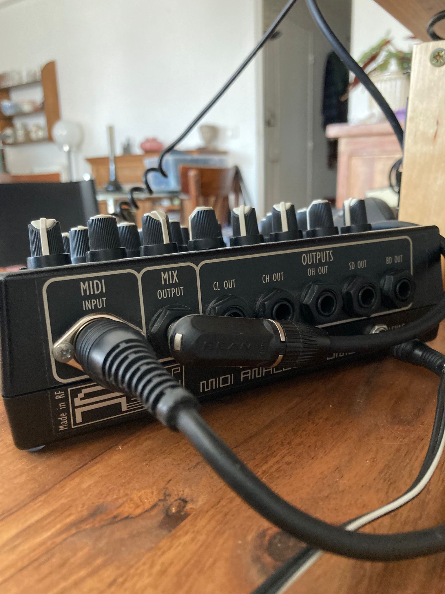 AVP Synth MAD-5 (73221)