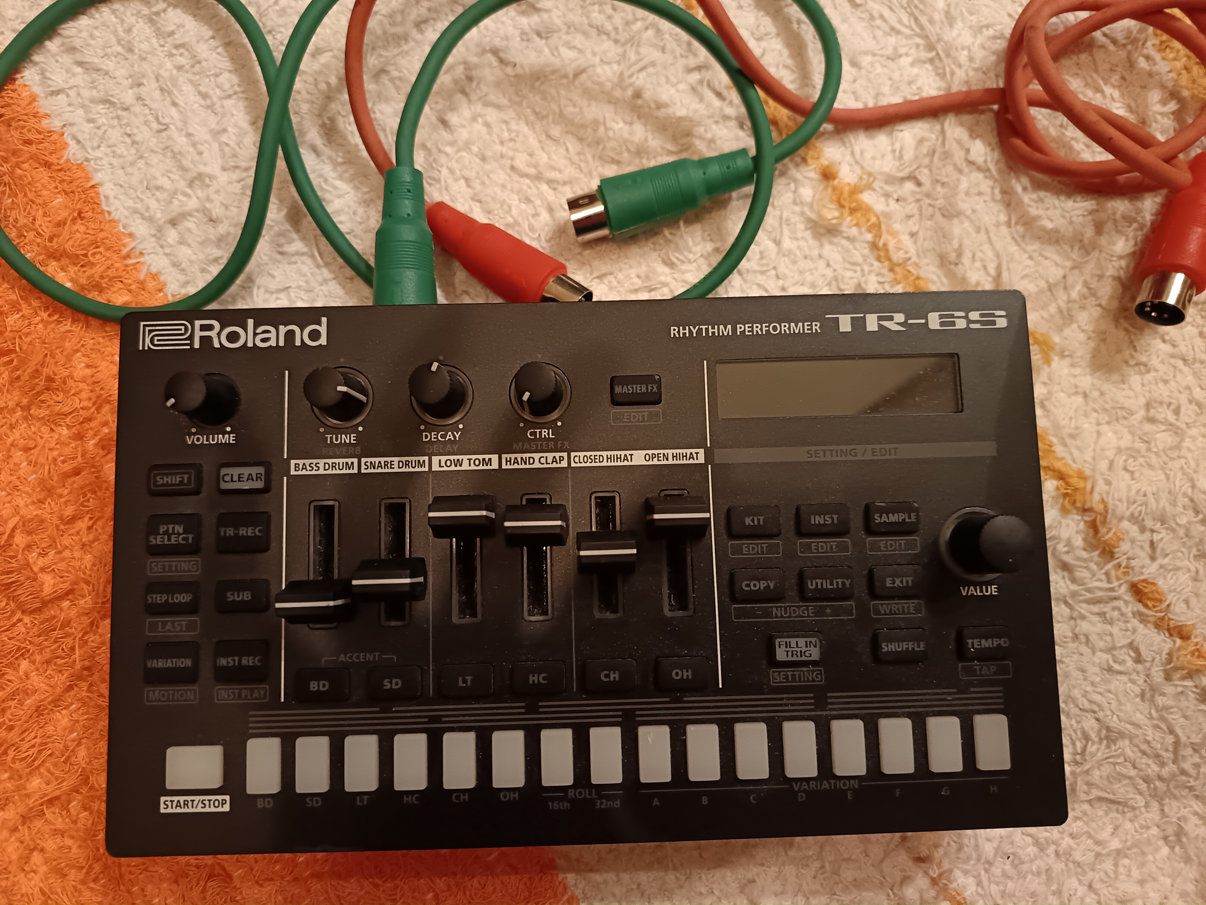 Boîte à rythme Roland TR-6S 