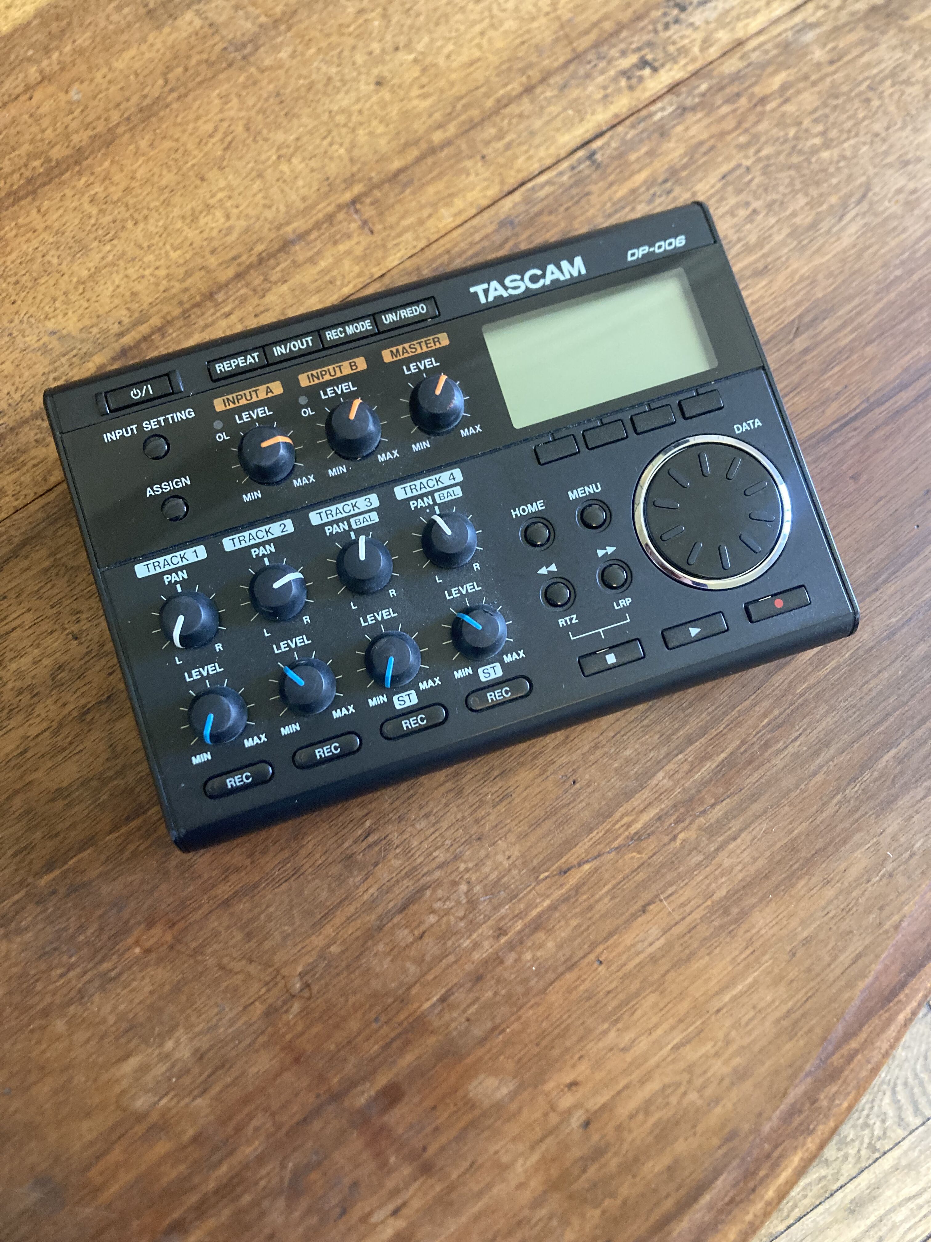 Vends Tascam DP-006