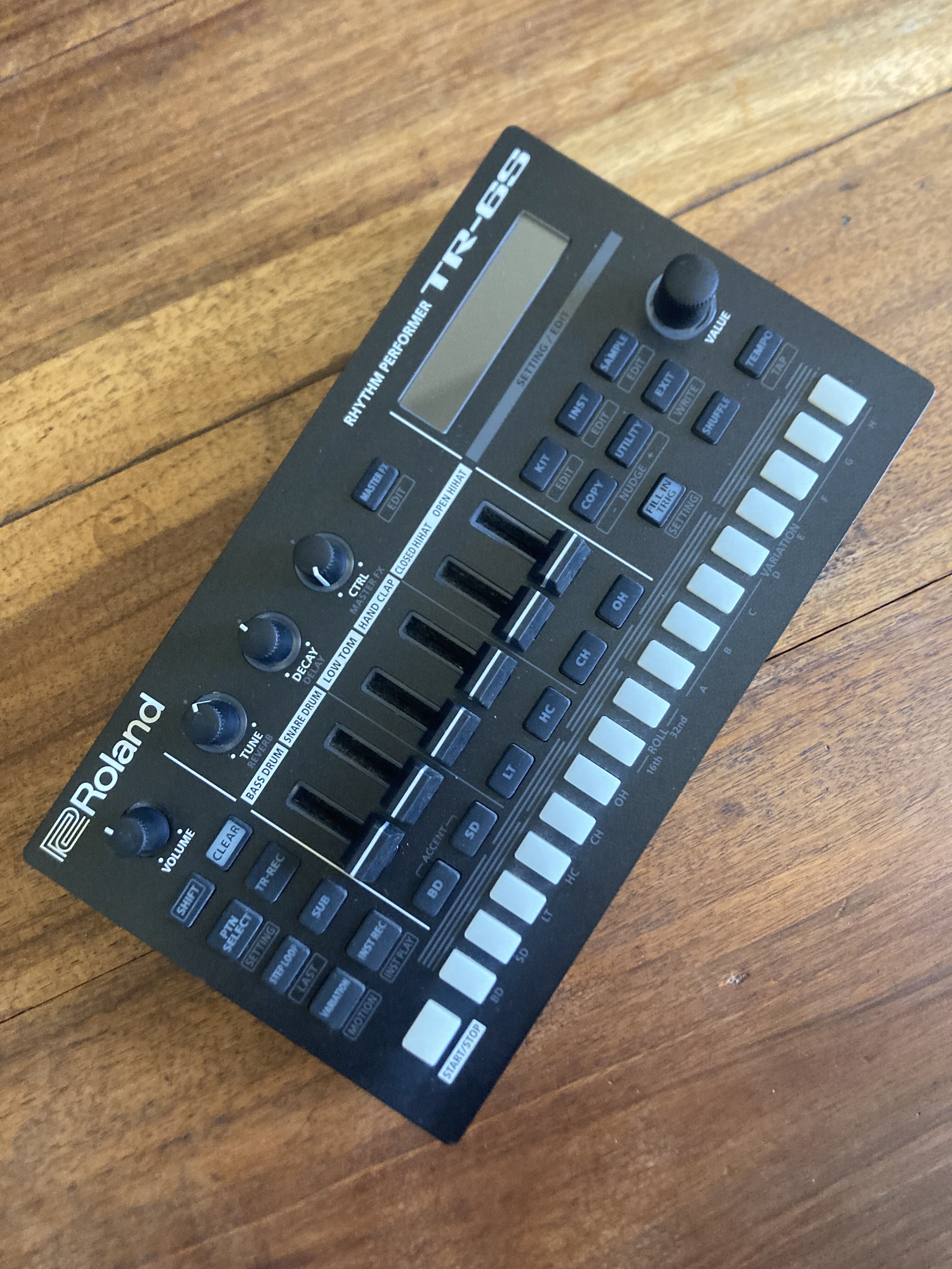 Vends Roland TR-6s