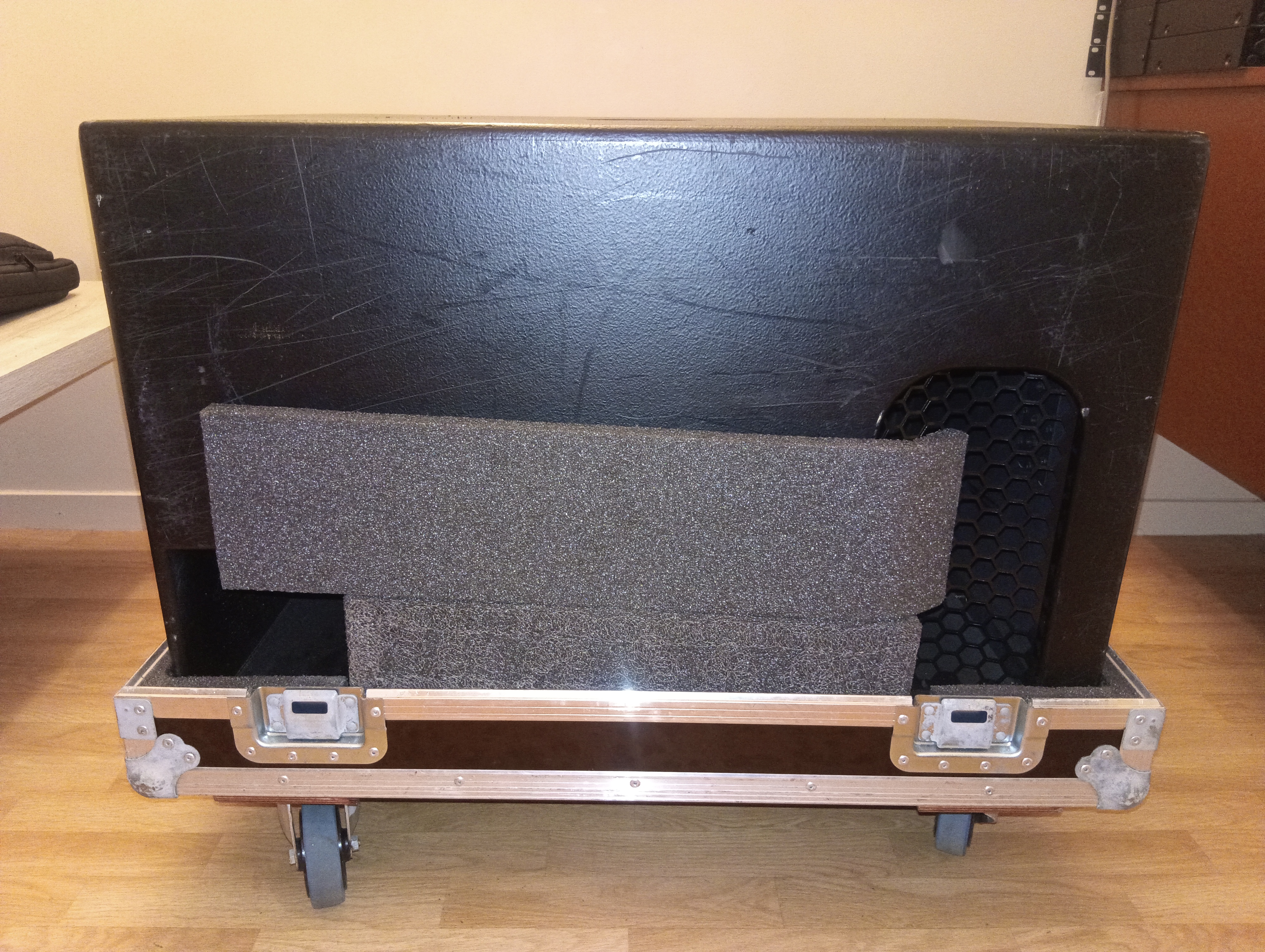 ENCEINTE NEXO LS1200 SUB + FLIGHT - 03