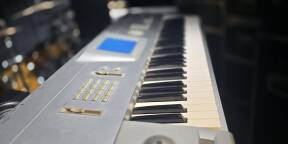 Vends Synthétiseur Clavier