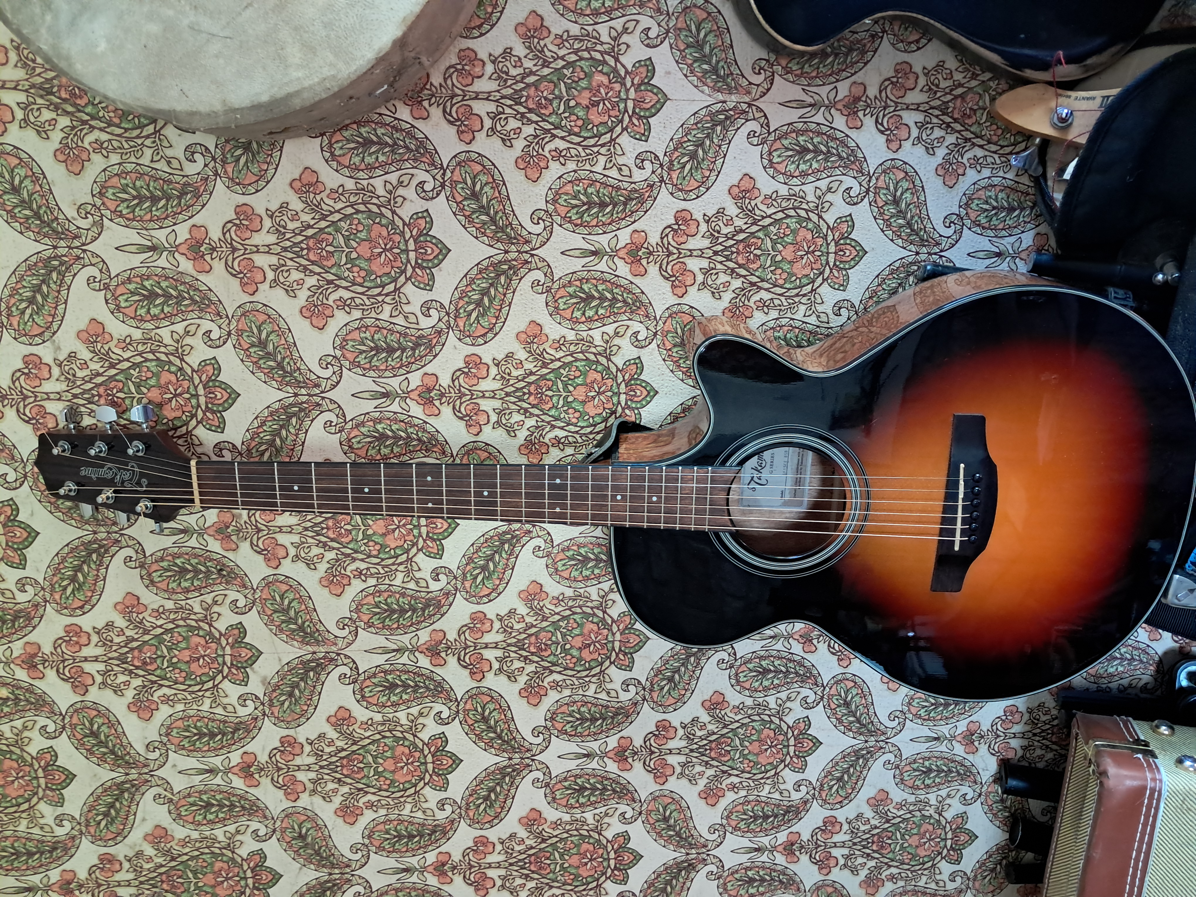 Takamine GF15CE