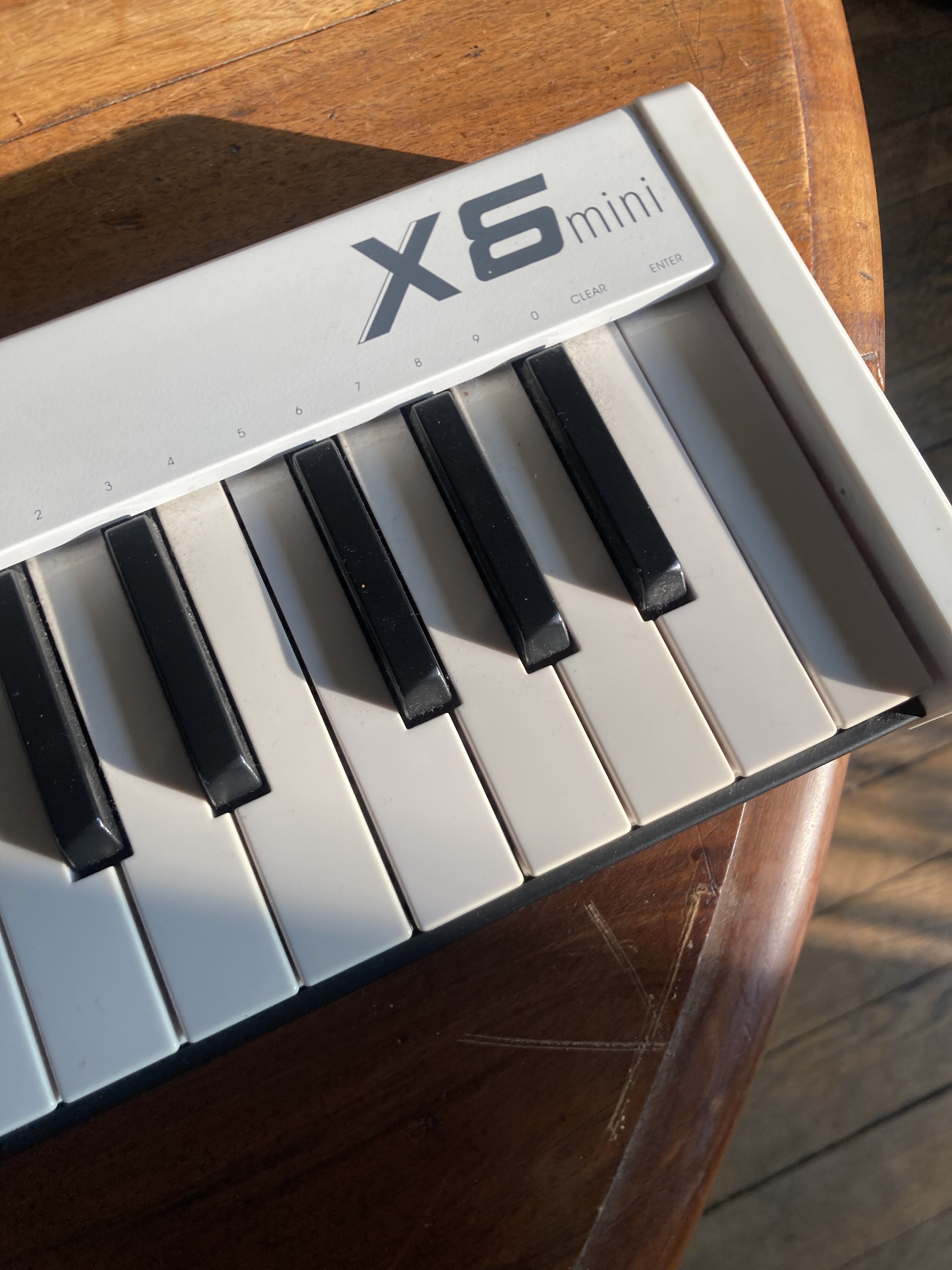 Donne MIDIPLUS X6 mini (HS)