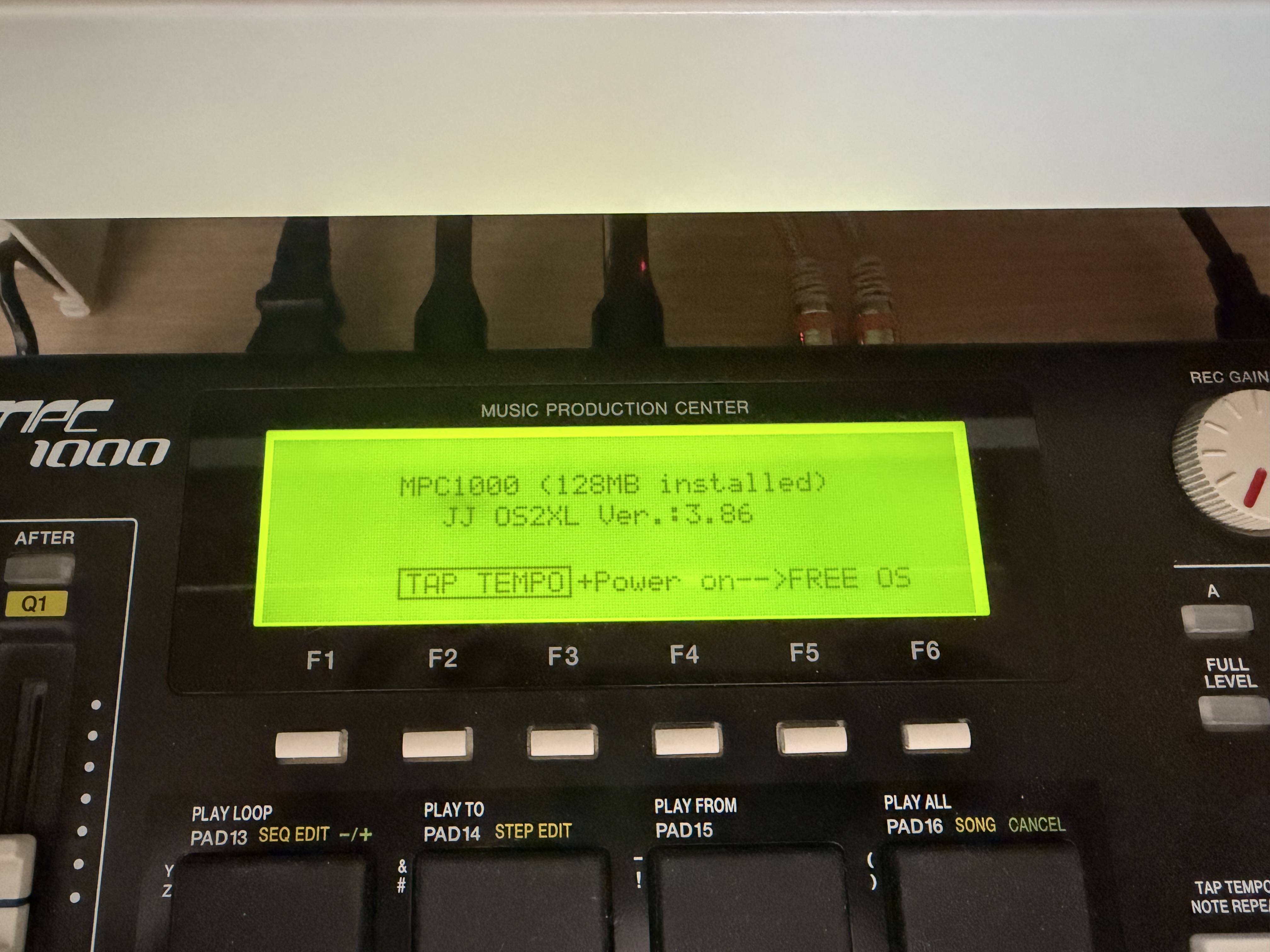 Mpc1000 jjOS 2XL - 128MB + HD 80GB