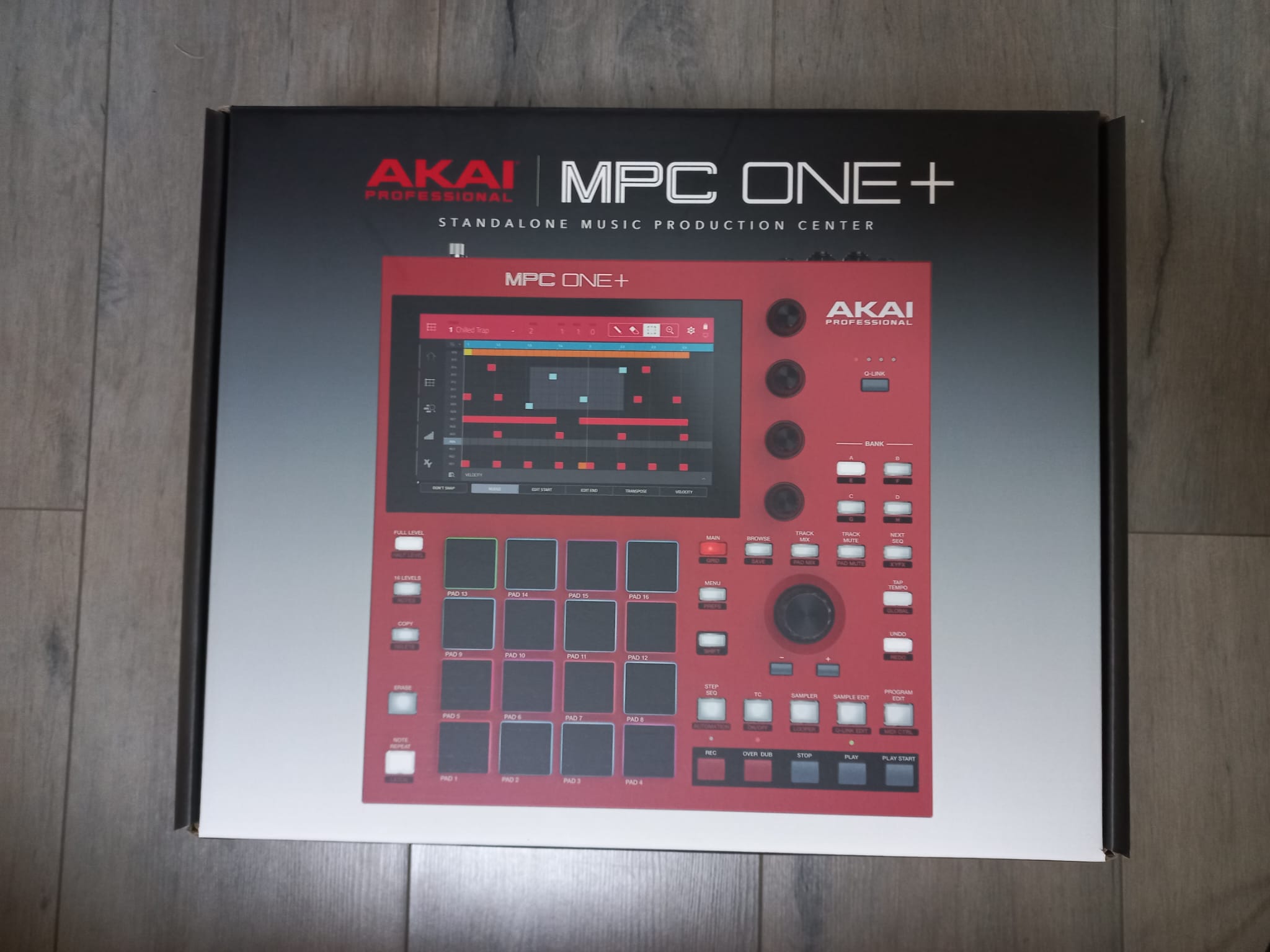 Vends MPC one+ neuf dans ça boite d'origine.