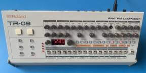 Vend Roland TR-09