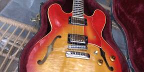 The Heritage H535 (ES335 de Kalamazoo) âge 36 ans